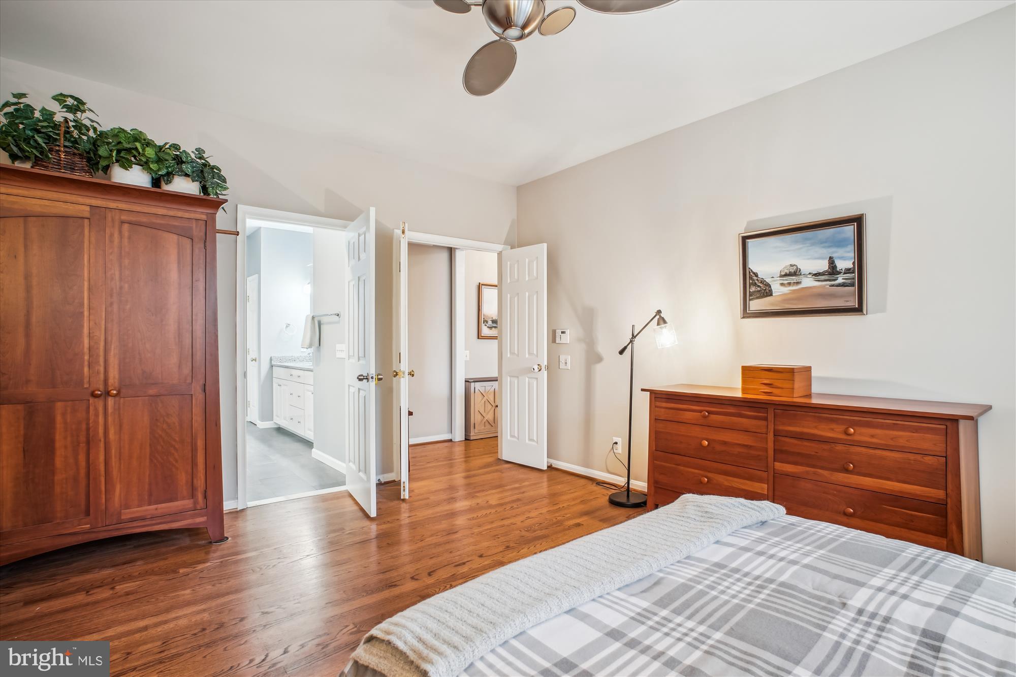 THE COURTS OF FOX MILL - Residential