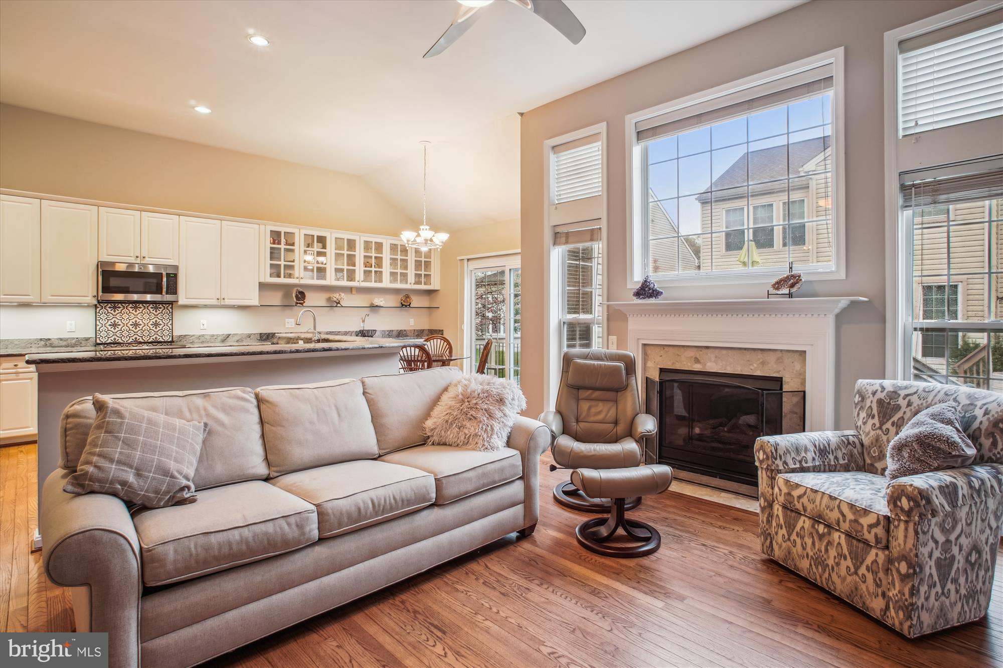 THE COURTS OF FOX MILL - Residential