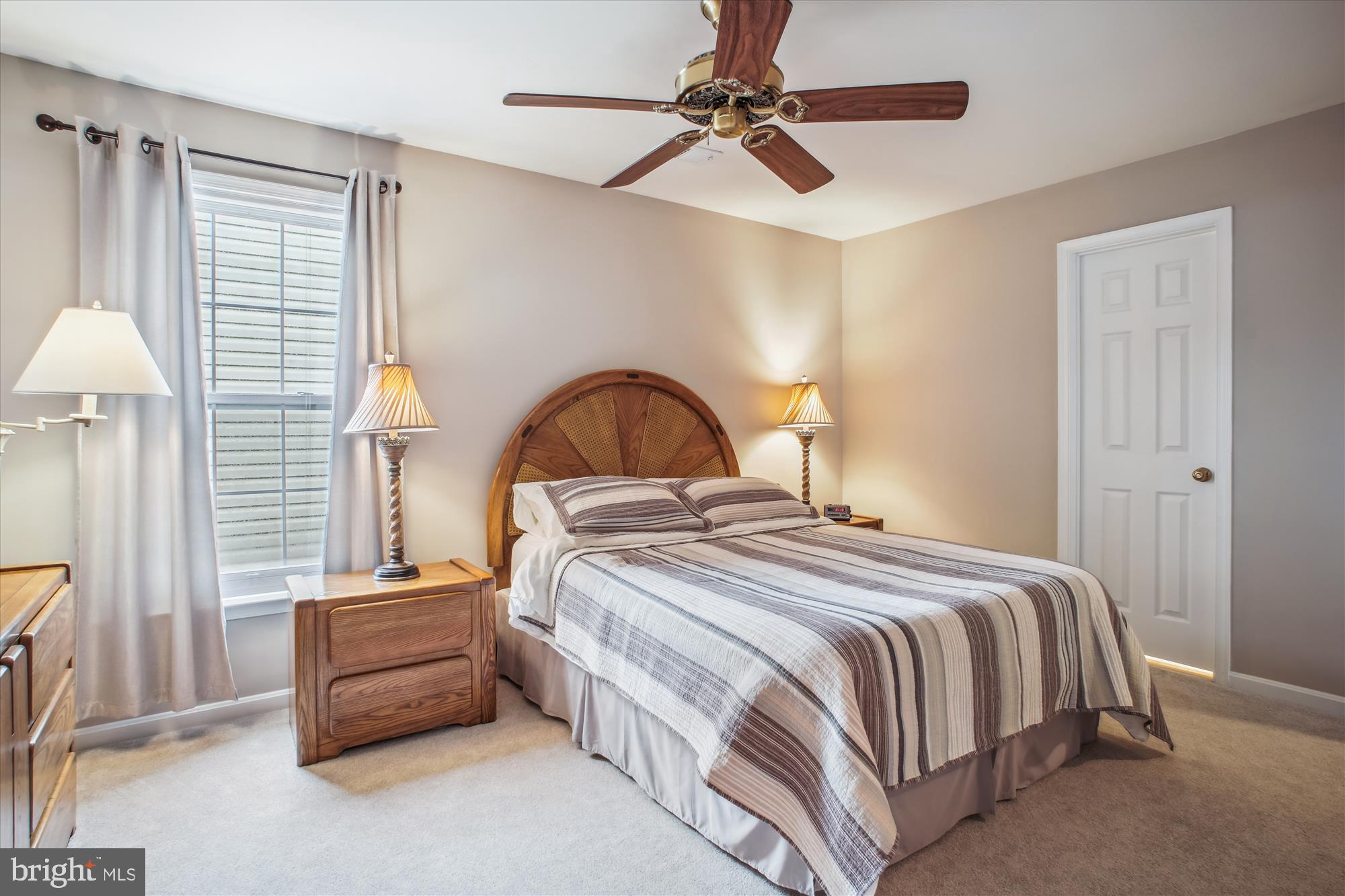 THE COURTS OF FOX MILL - Residential