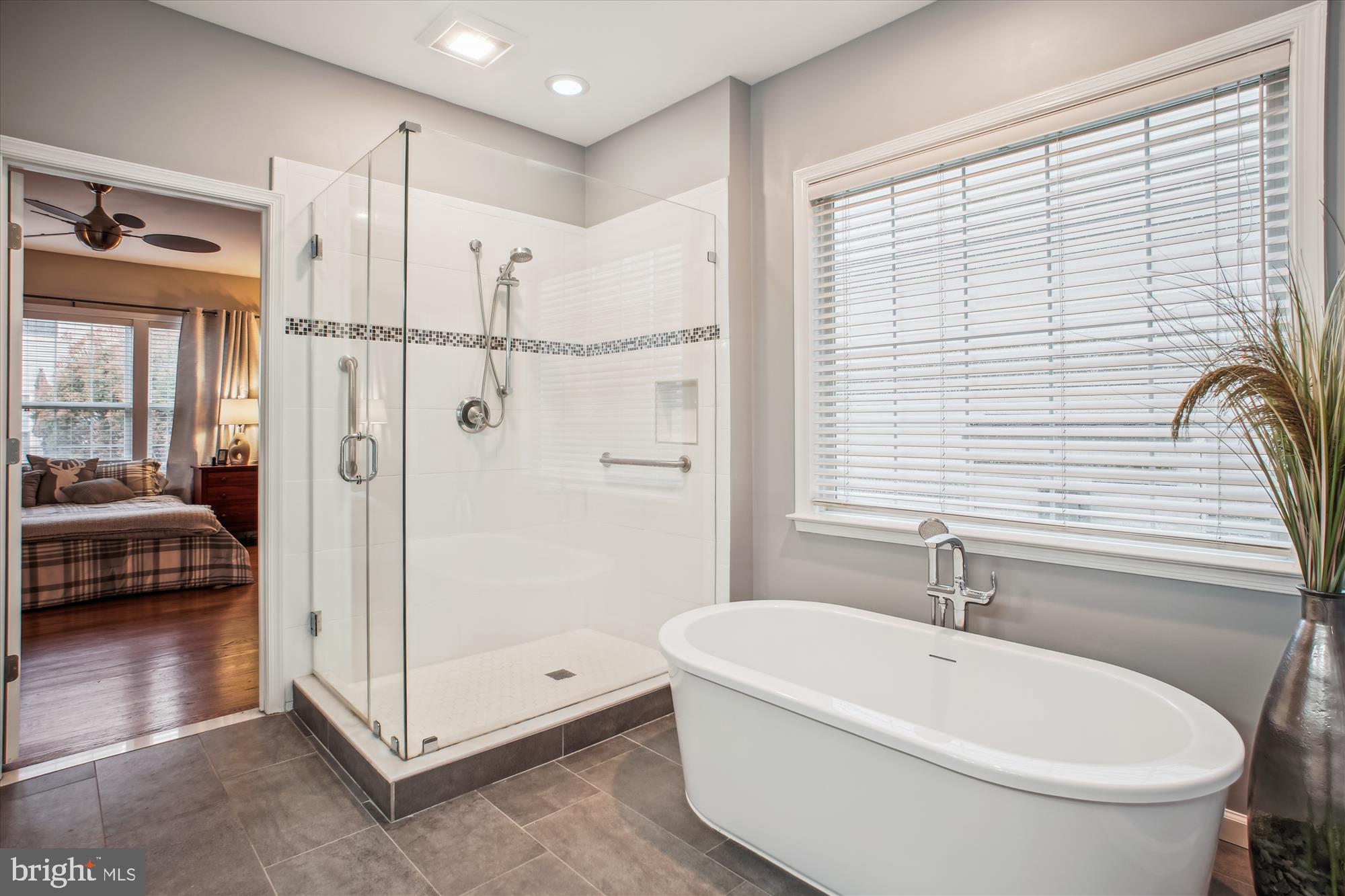 THE COURTS OF FOX MILL - Residential