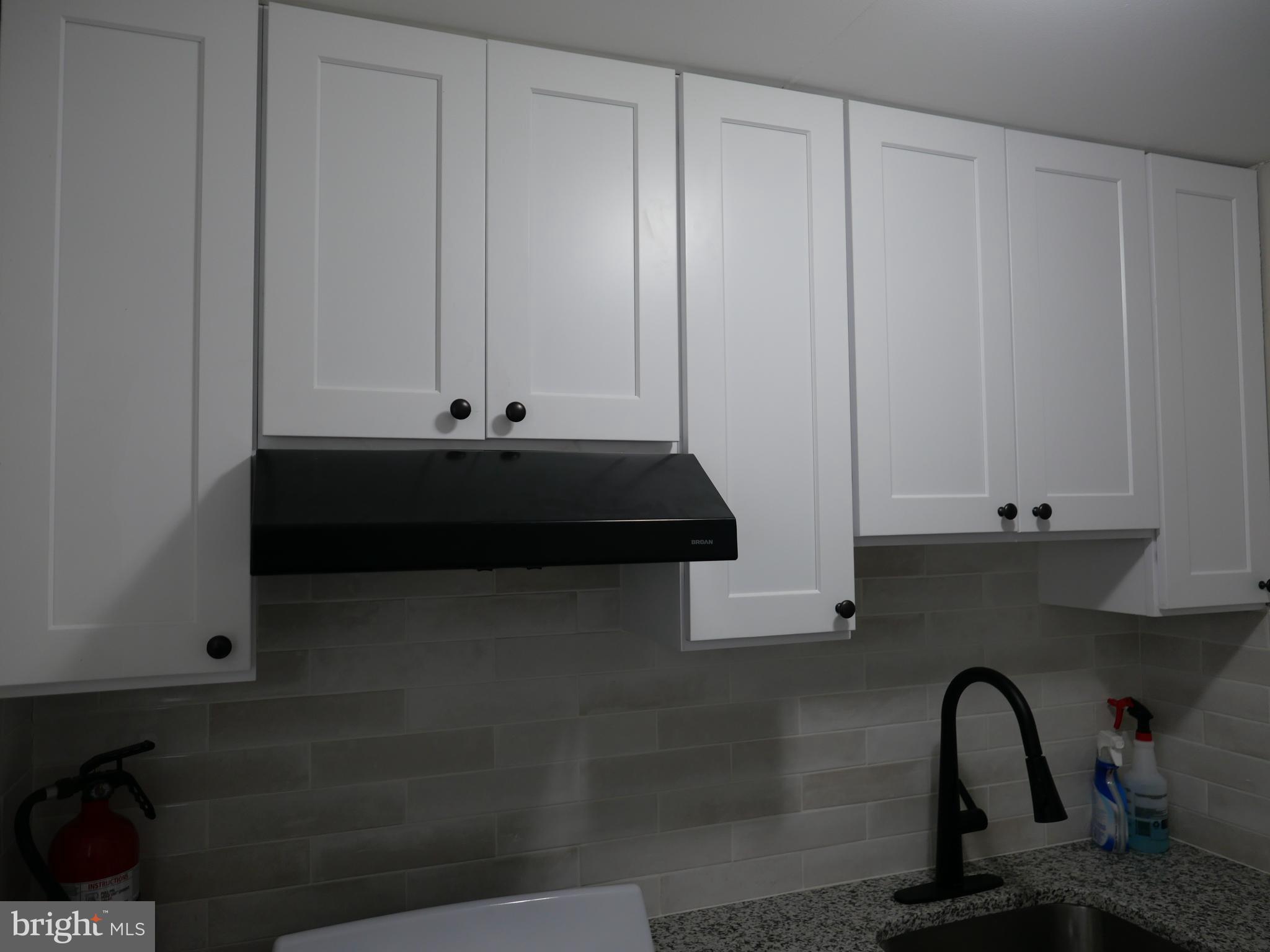 STONEHURST - Residential Lease