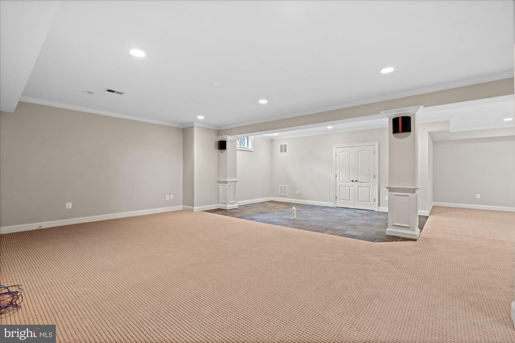 PLYMOUTH HAVEN - Residential