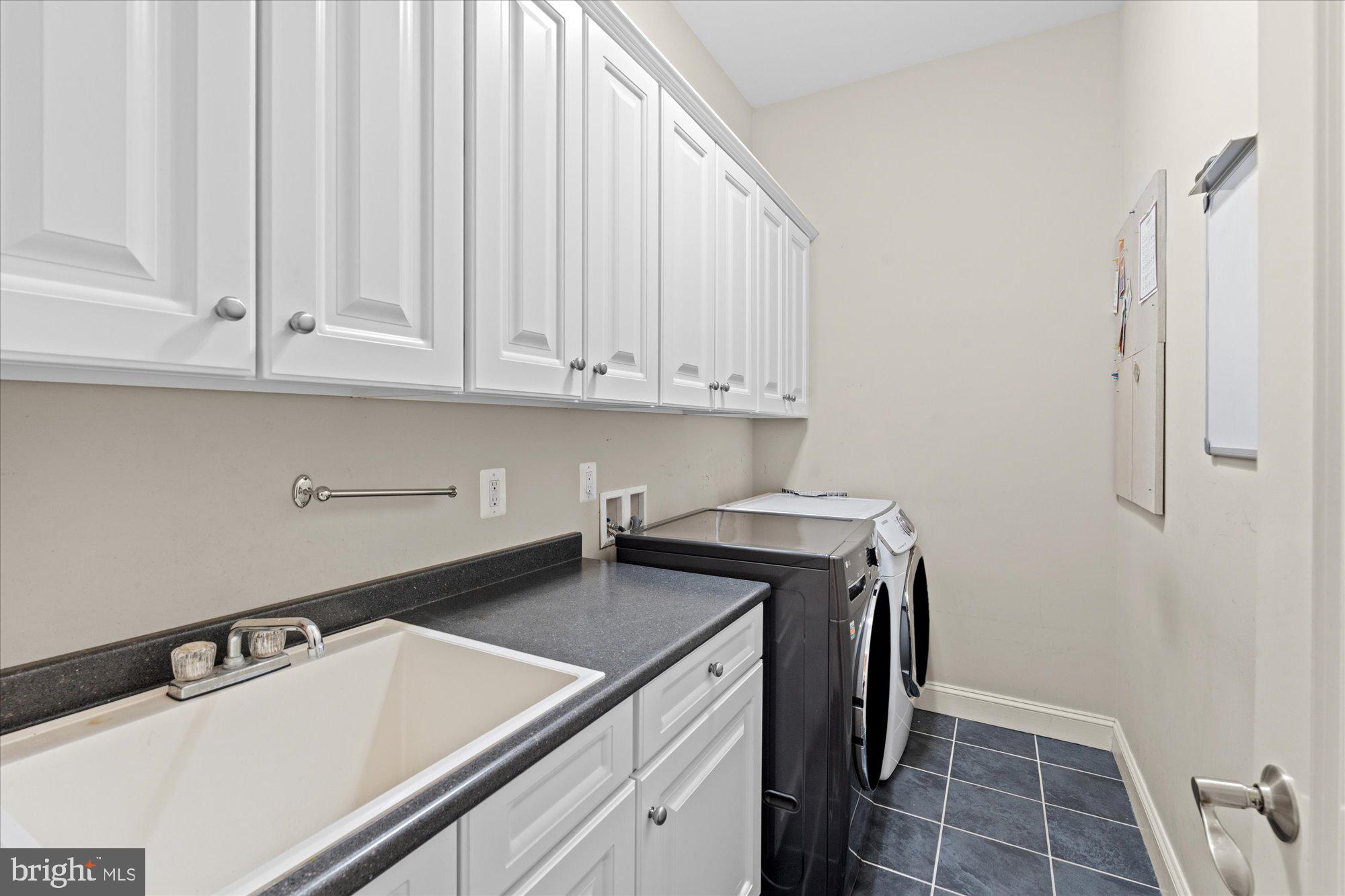 PLYMOUTH HAVEN - Residential