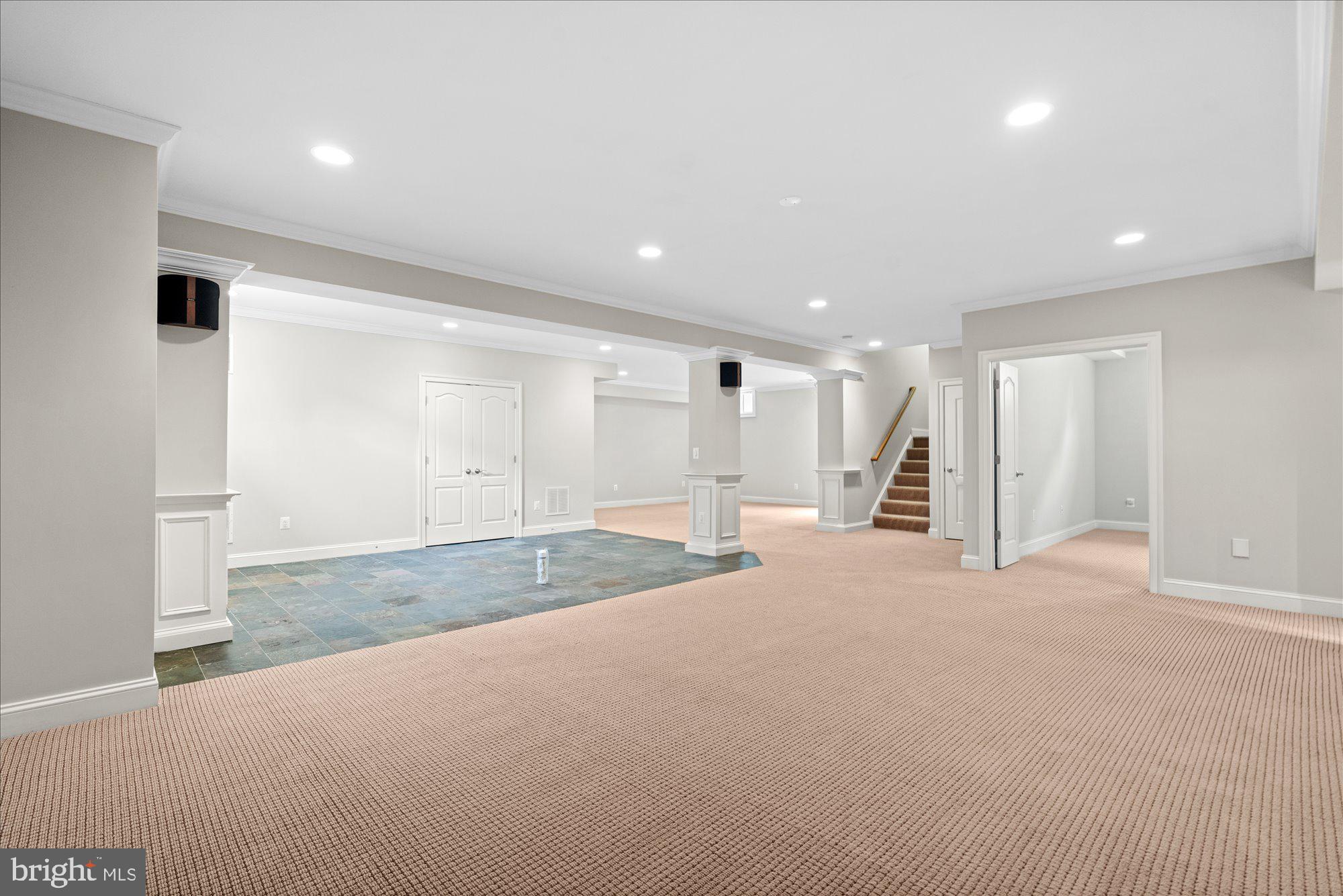 PLYMOUTH HAVEN - Residential