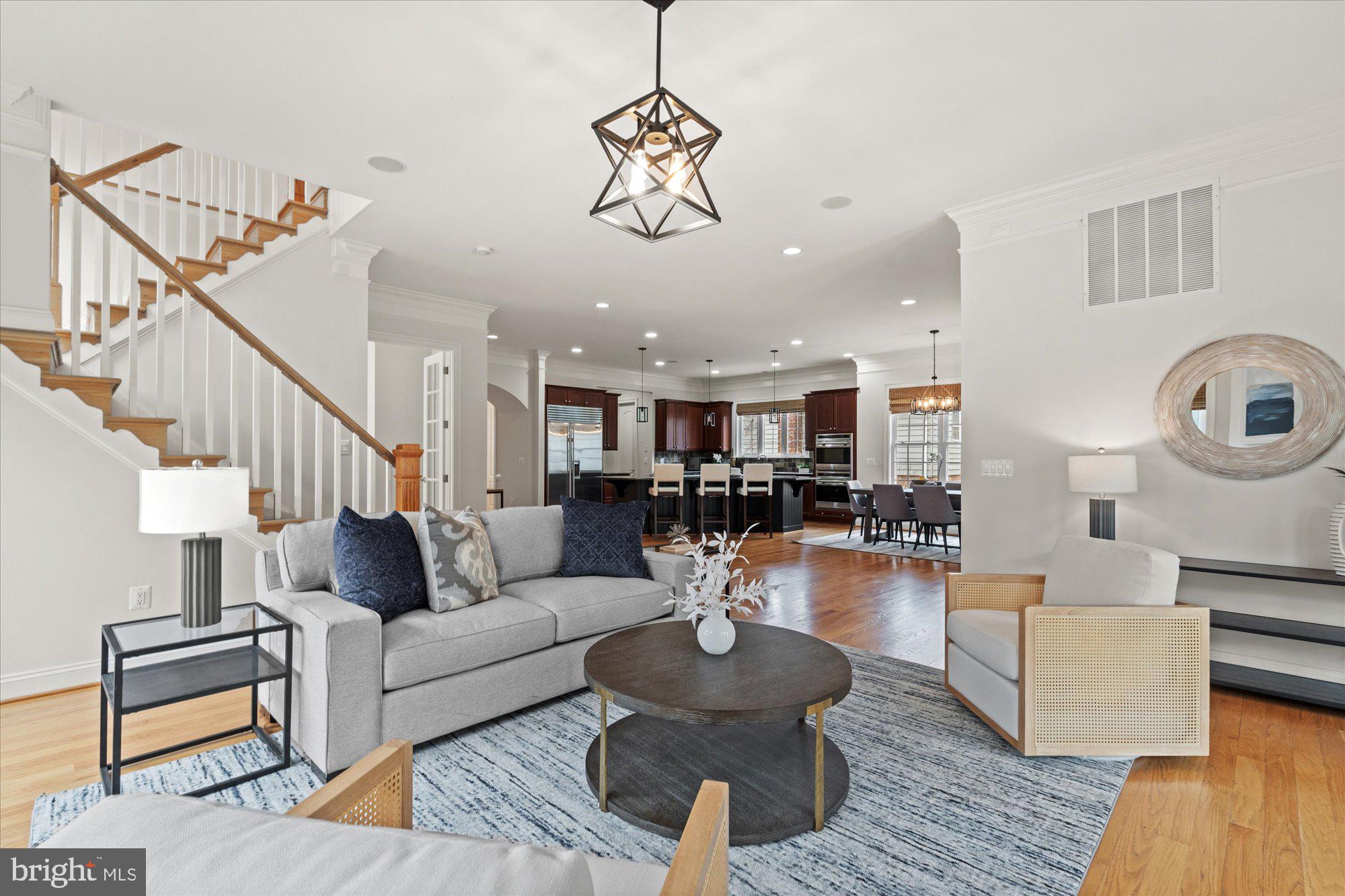 PLYMOUTH HAVEN - Residential