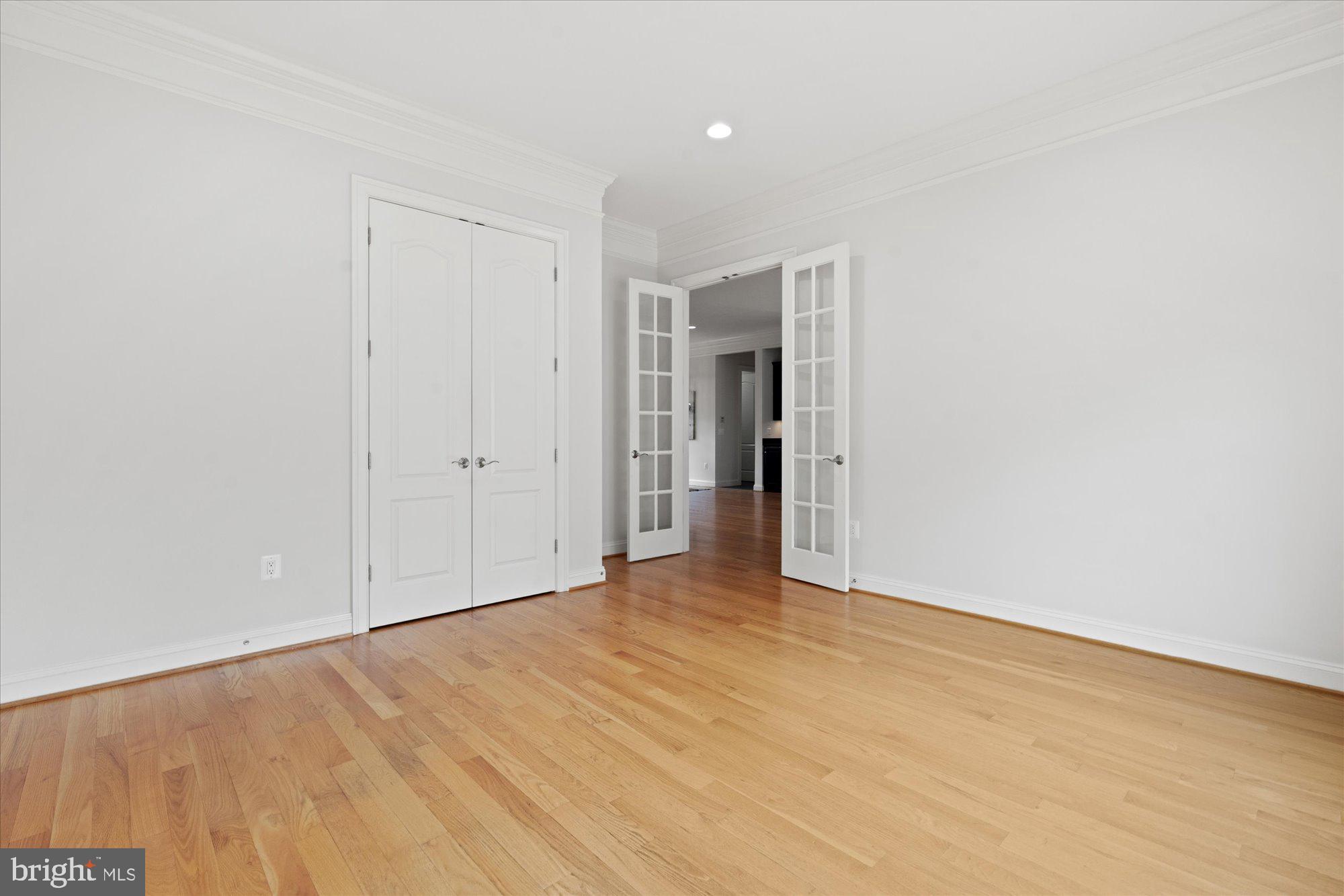 PLYMOUTH HAVEN - Residential