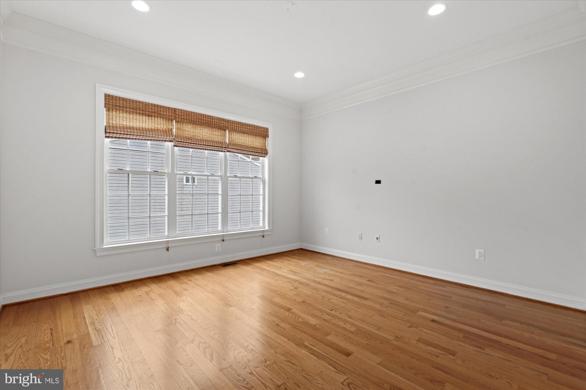 PLYMOUTH HAVEN - Residential