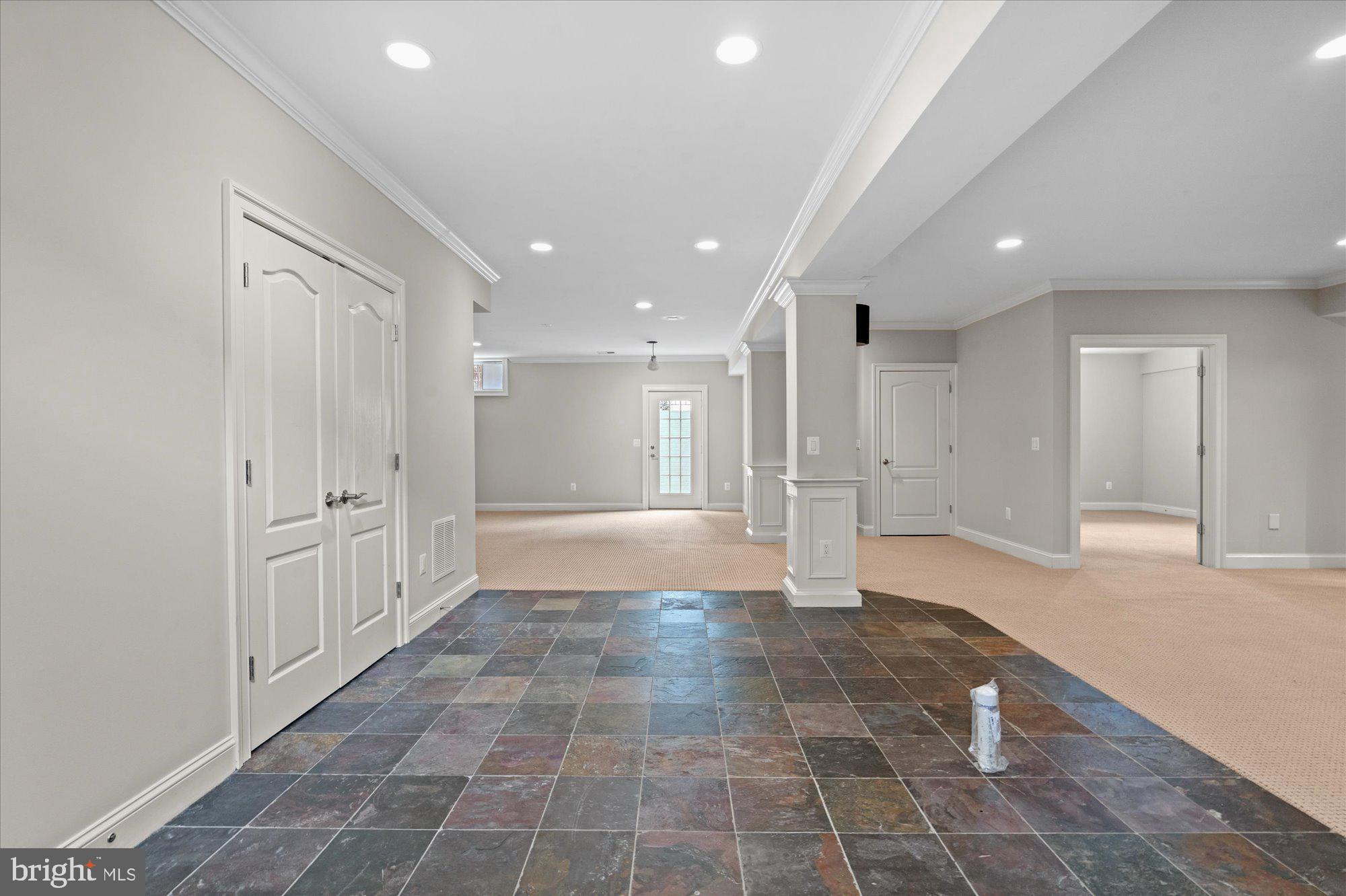 PLYMOUTH HAVEN - Residential