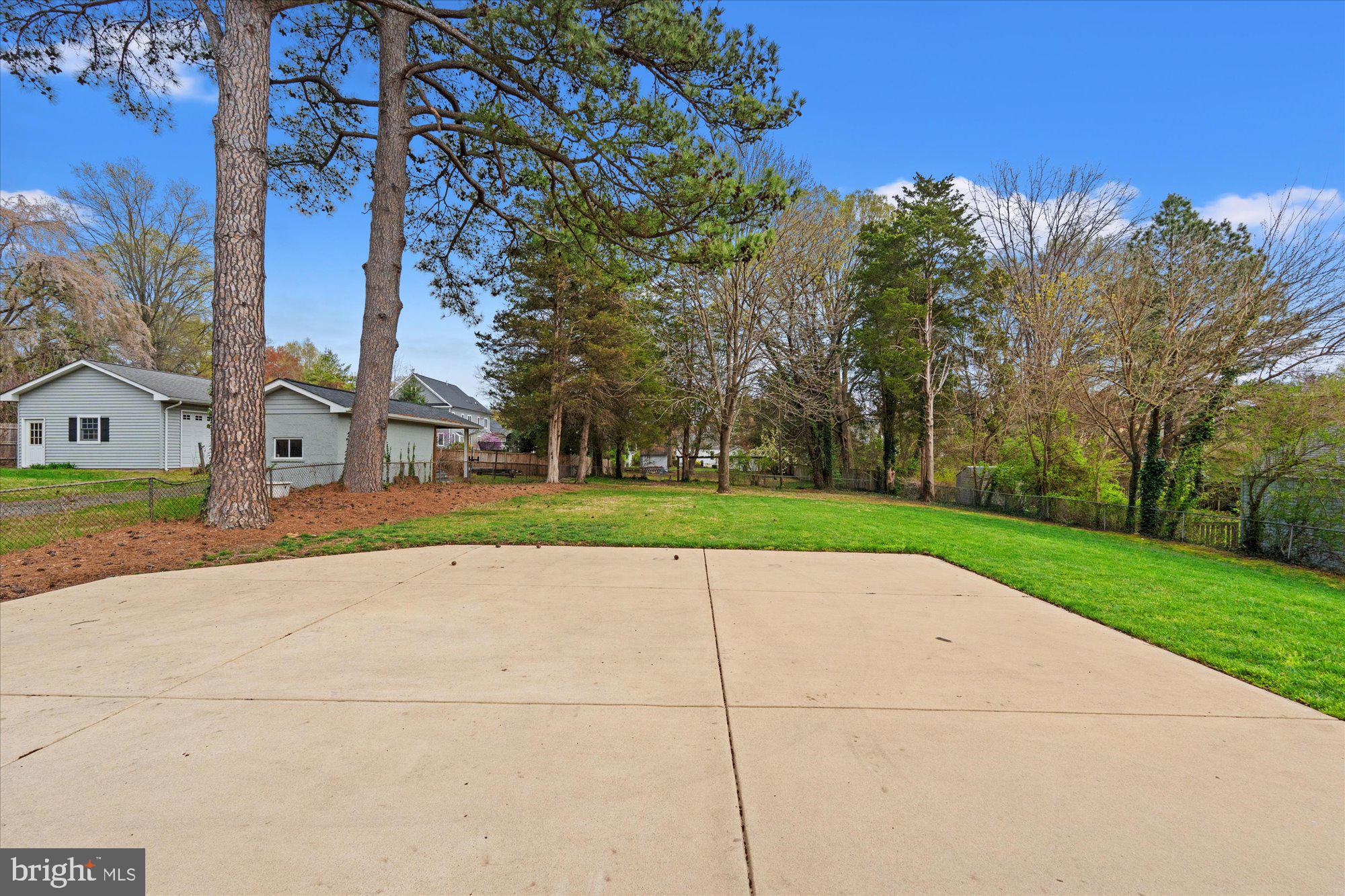 PLYMOUTH HAVEN - Residential