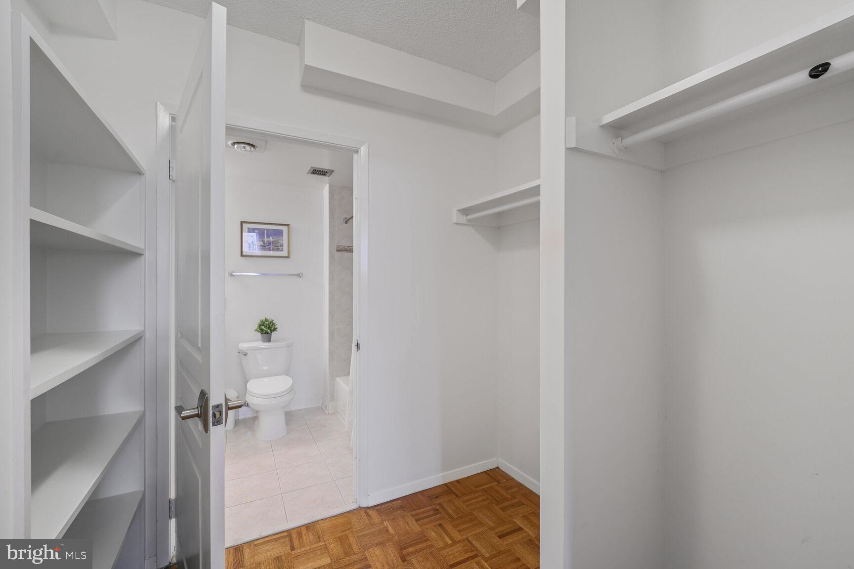 CRESCENT PLAZA - Residential