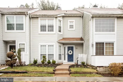 32 Ivy Hill Road, Parlin, NJ MLS: NJMX2008844
