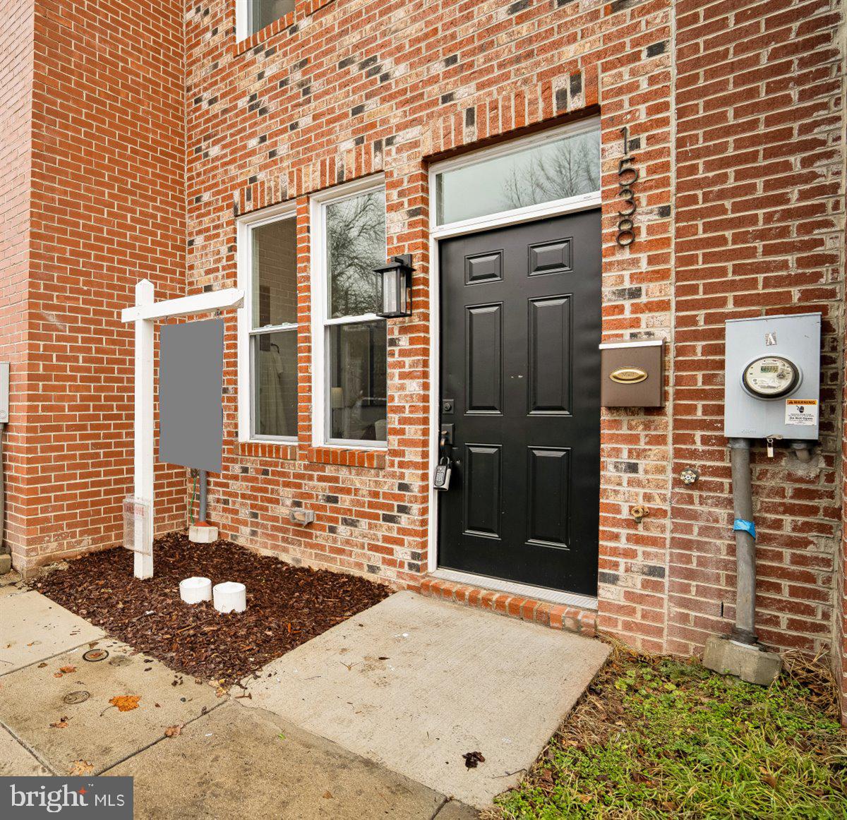 1538 LEVIS STREET NE