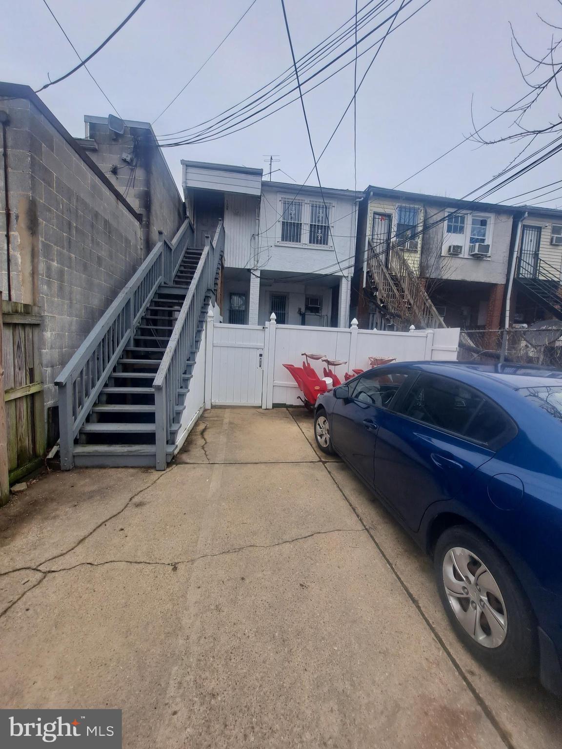 PETWORTH - Commercial Sale