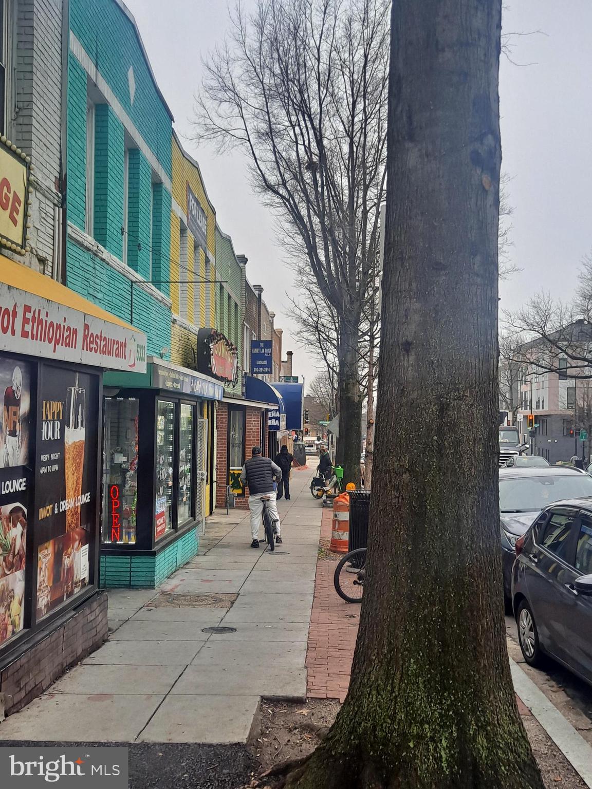 PETWORTH - Commercial Sale