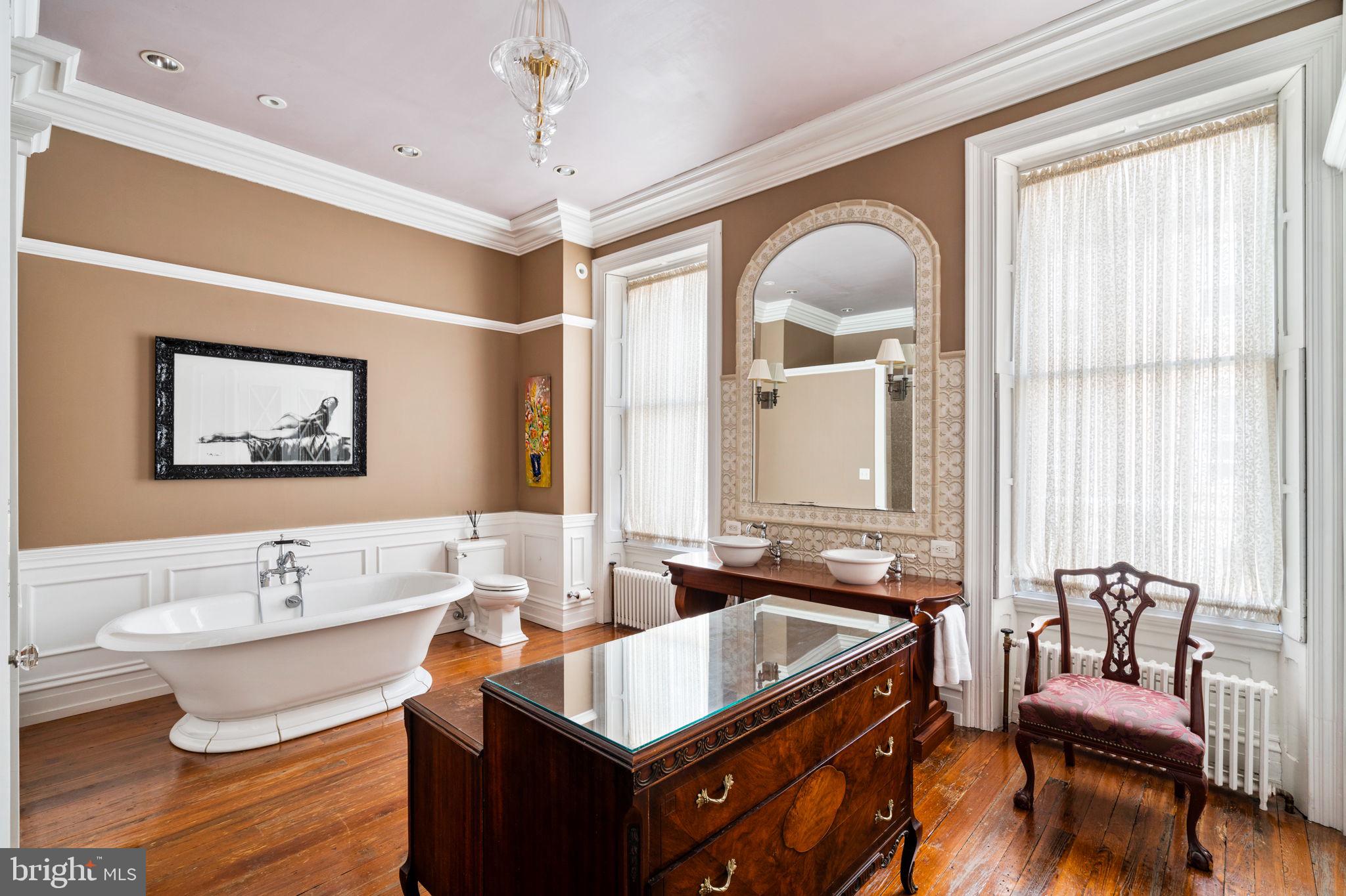 RITTENHOUSE SQUARE - Residential