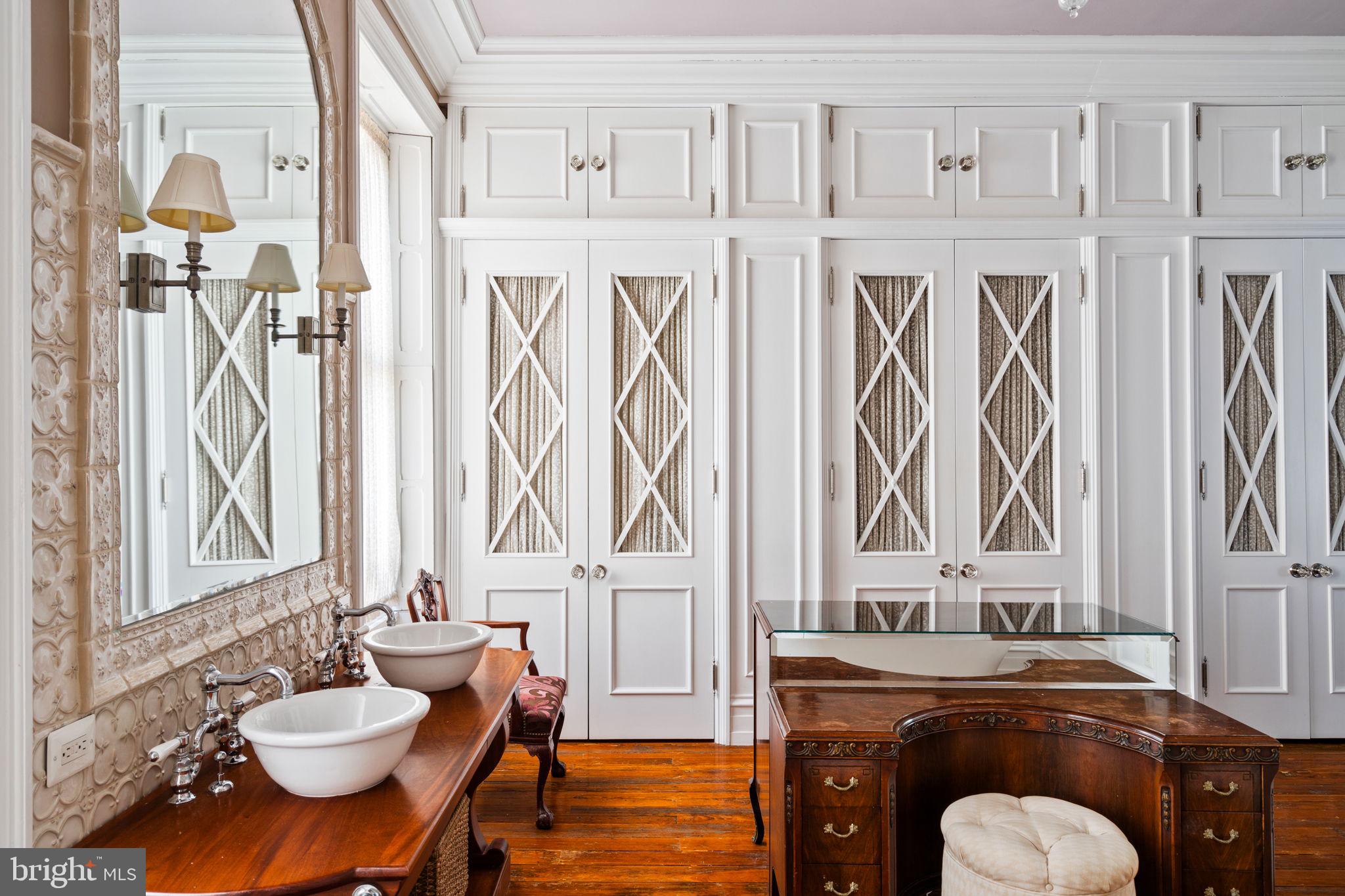 RITTENHOUSE SQUARE - Residential