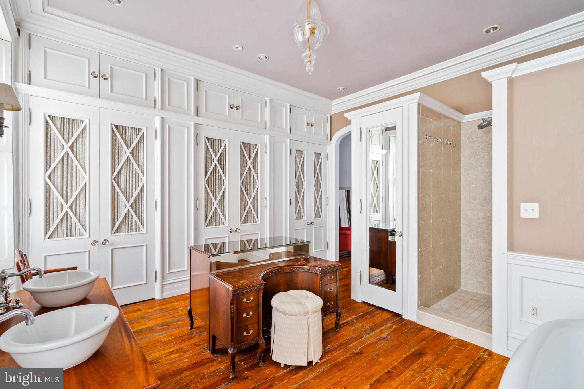 RITTENHOUSE SQUARE - Residential