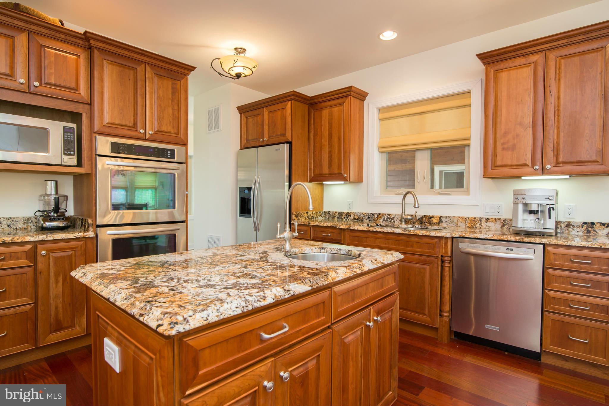 THE WOODS RESORT - Residential Lease