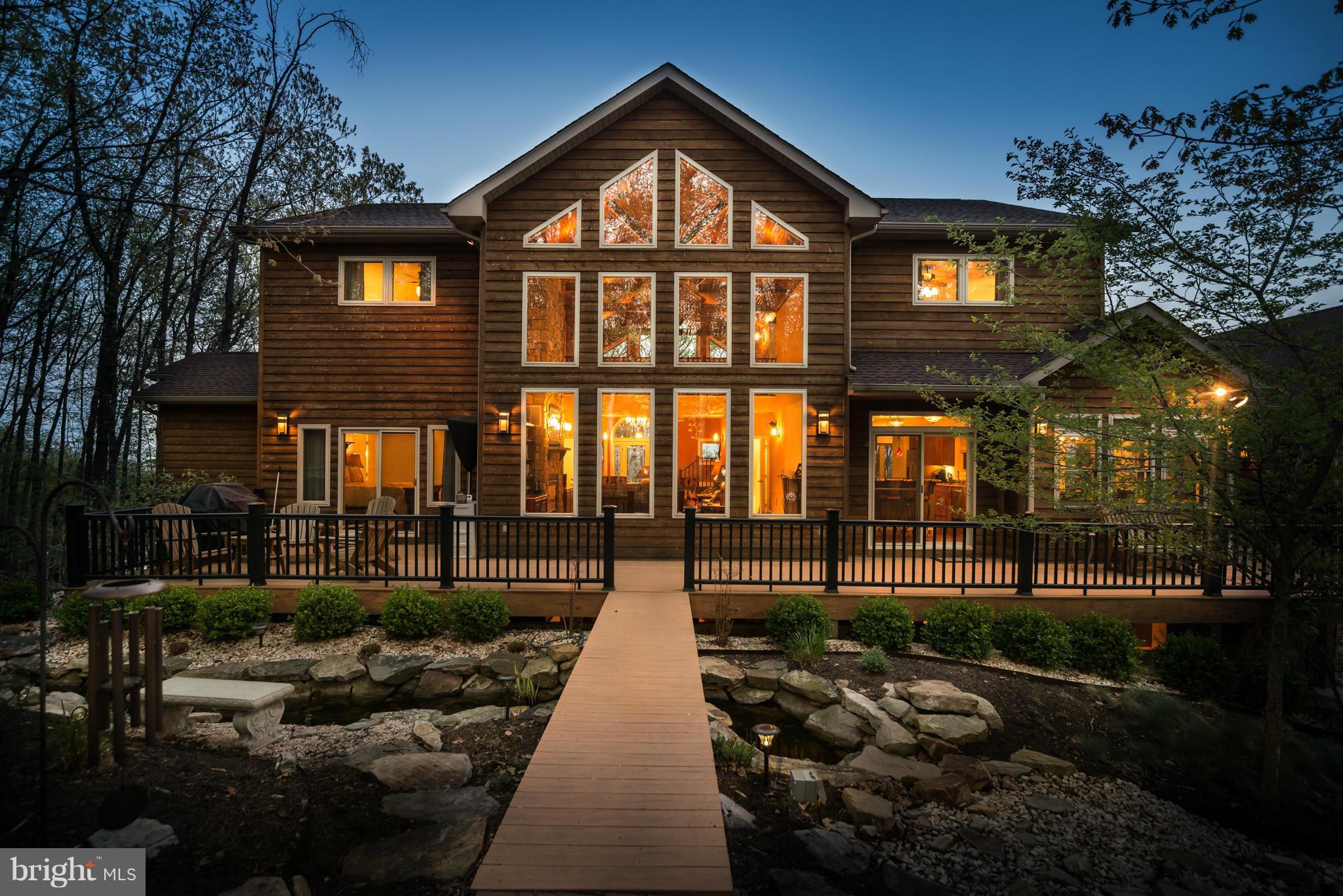 THE WOODS RESORT - Residential Lease