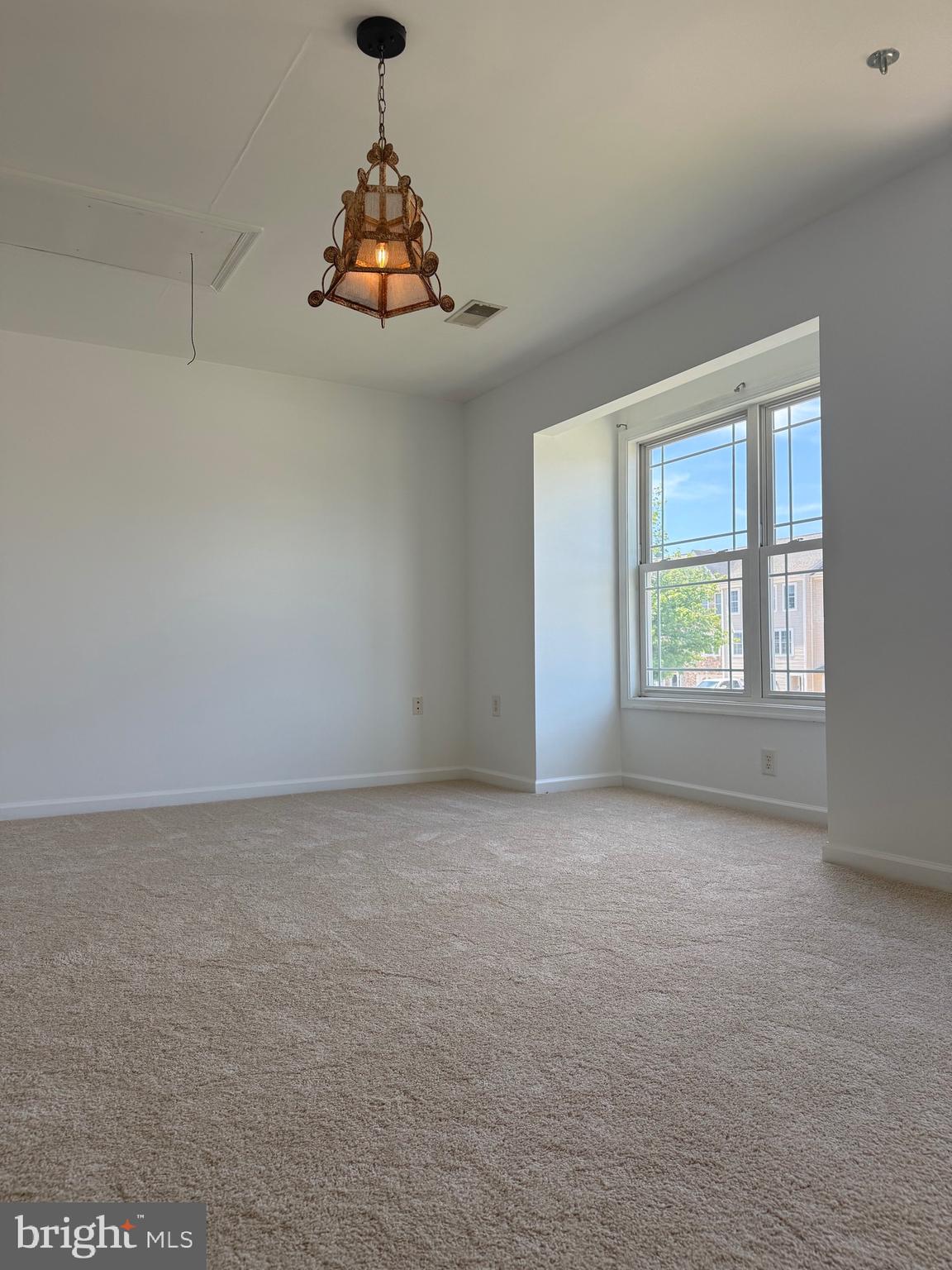 LOCUST HILL - Residential