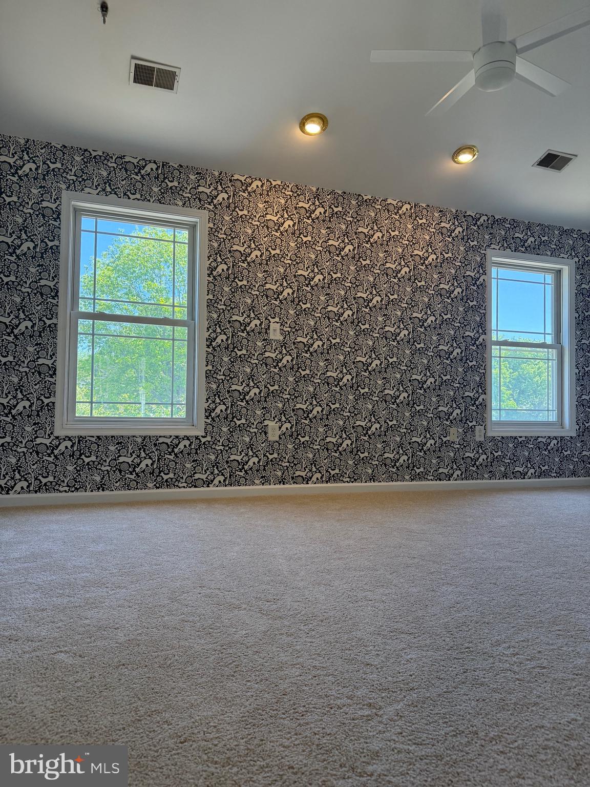 LOCUST HILL - Residential