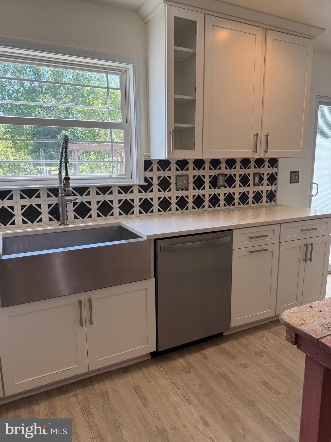LOCUST HILL - Residential