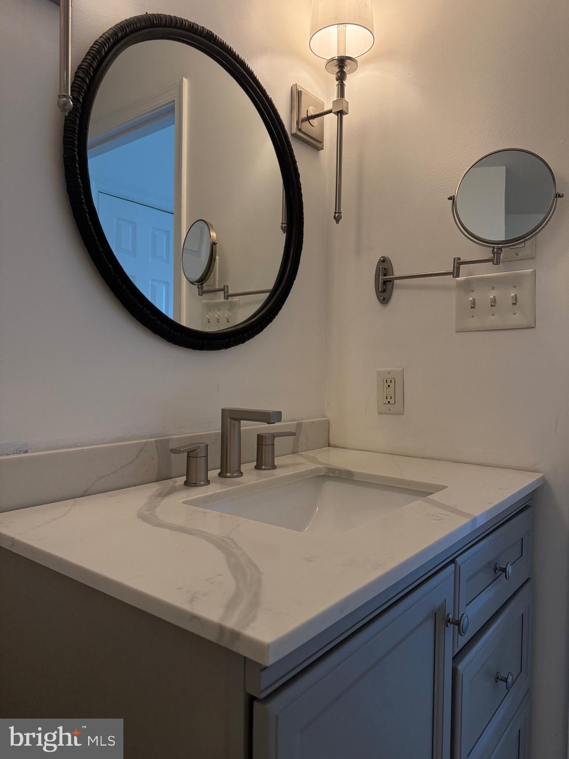 LOCUST HILL - Residential