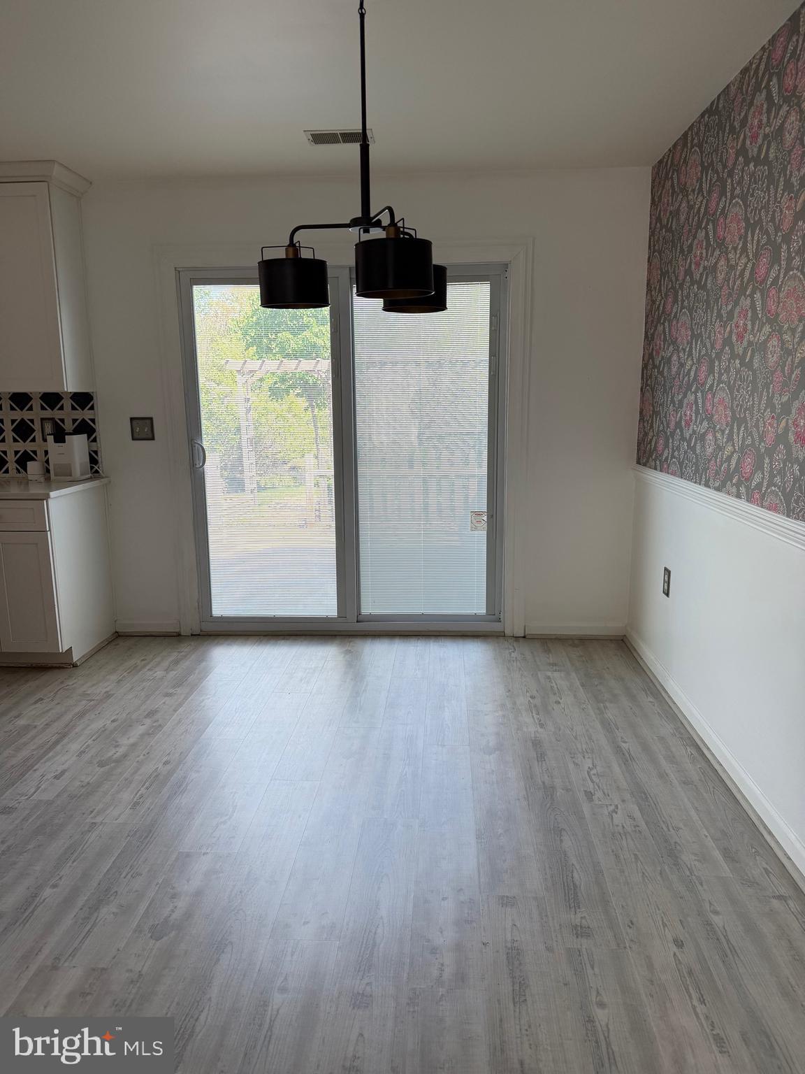 LOCUST HILL - Residential