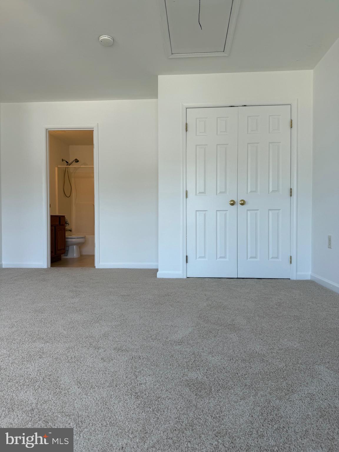 LOCUST HILL - Residential