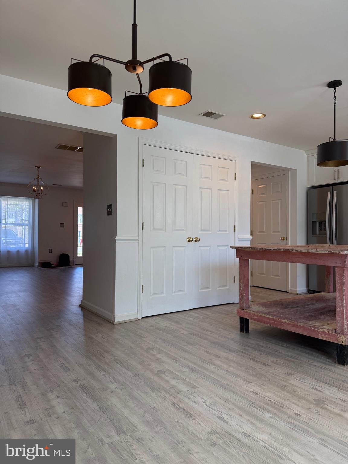 LOCUST HILL - Residential
