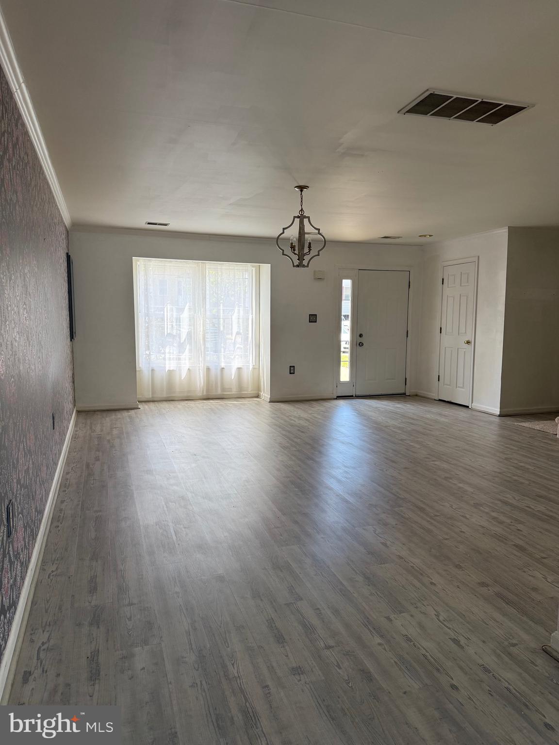 LOCUST HILL - Residential