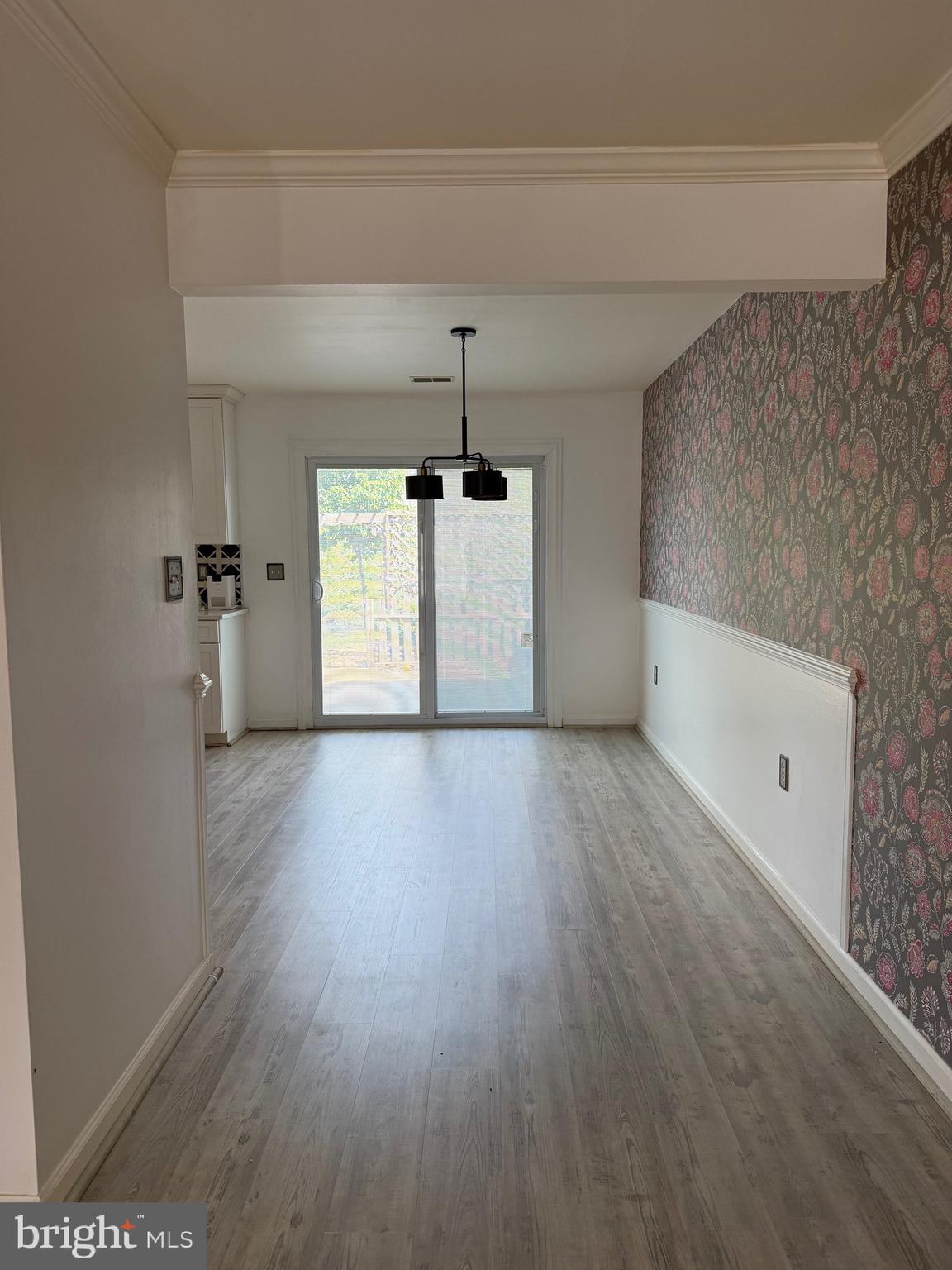 LOCUST HILL - Residential