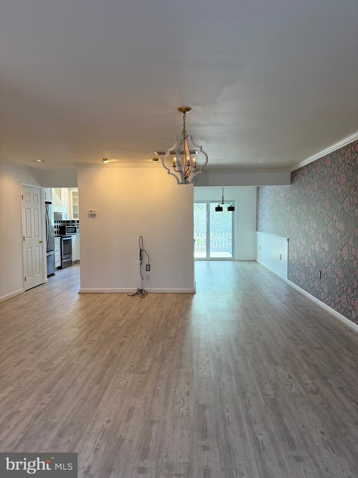 LOCUST HILL - Residential