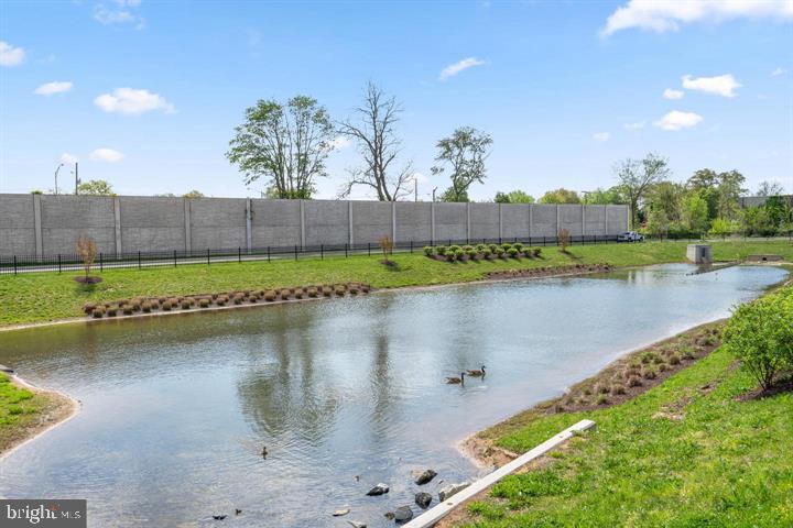 RIVERDALE PARK STATION - Residential