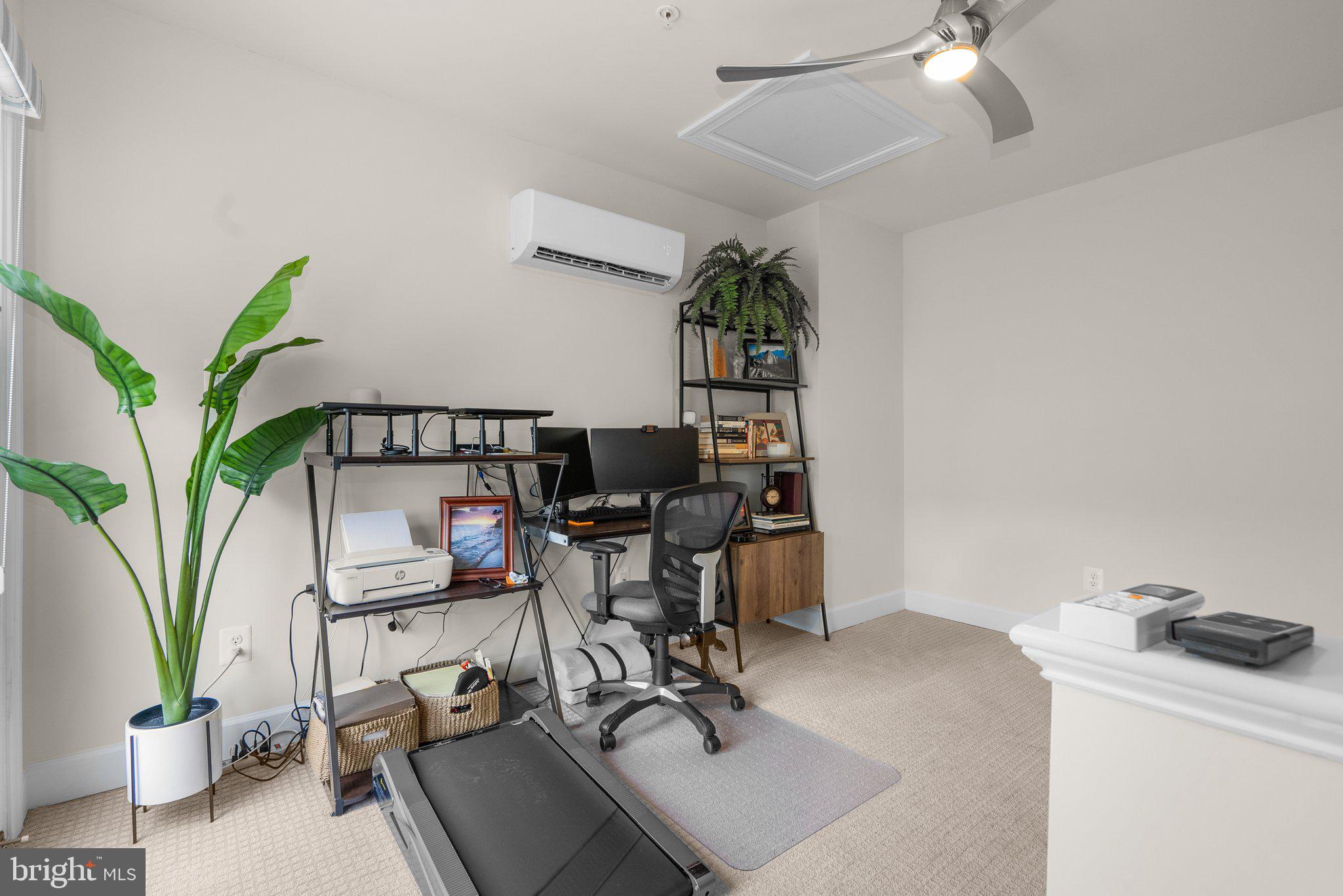 RIVERDALE PARK STATION - Residential