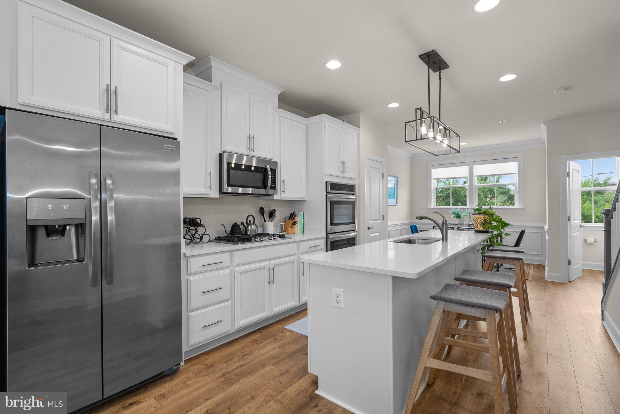 RIVERDALE PARK STATION - Residential