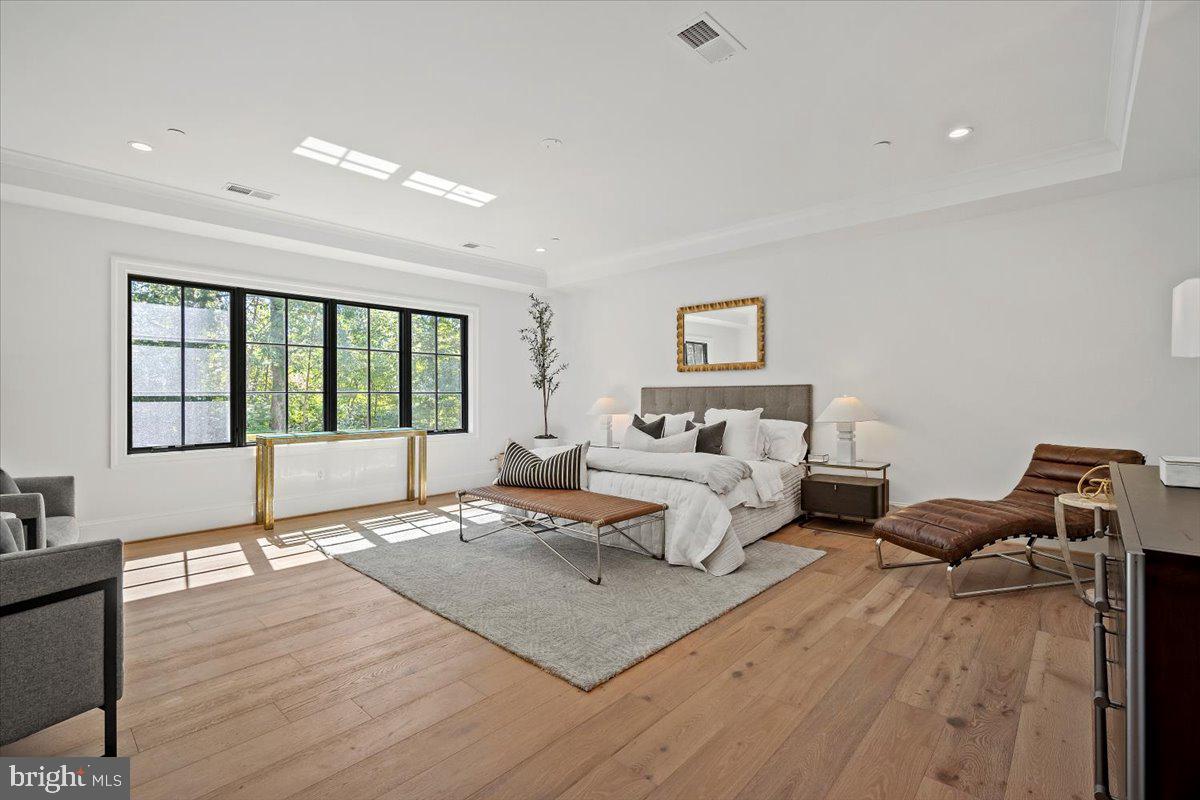 THE HAMLET - Residential Lease