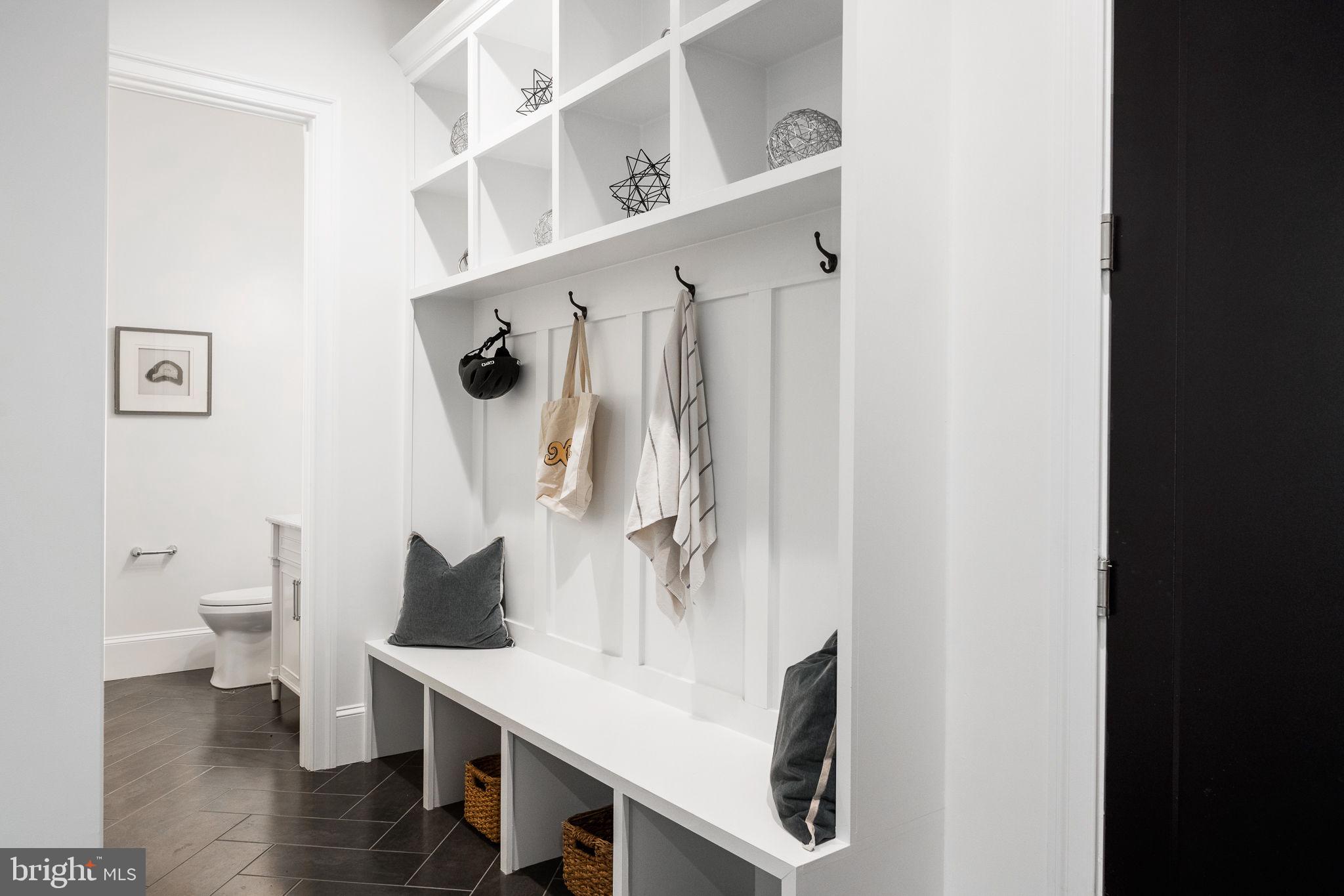 THE HAMLET - Residential Lease