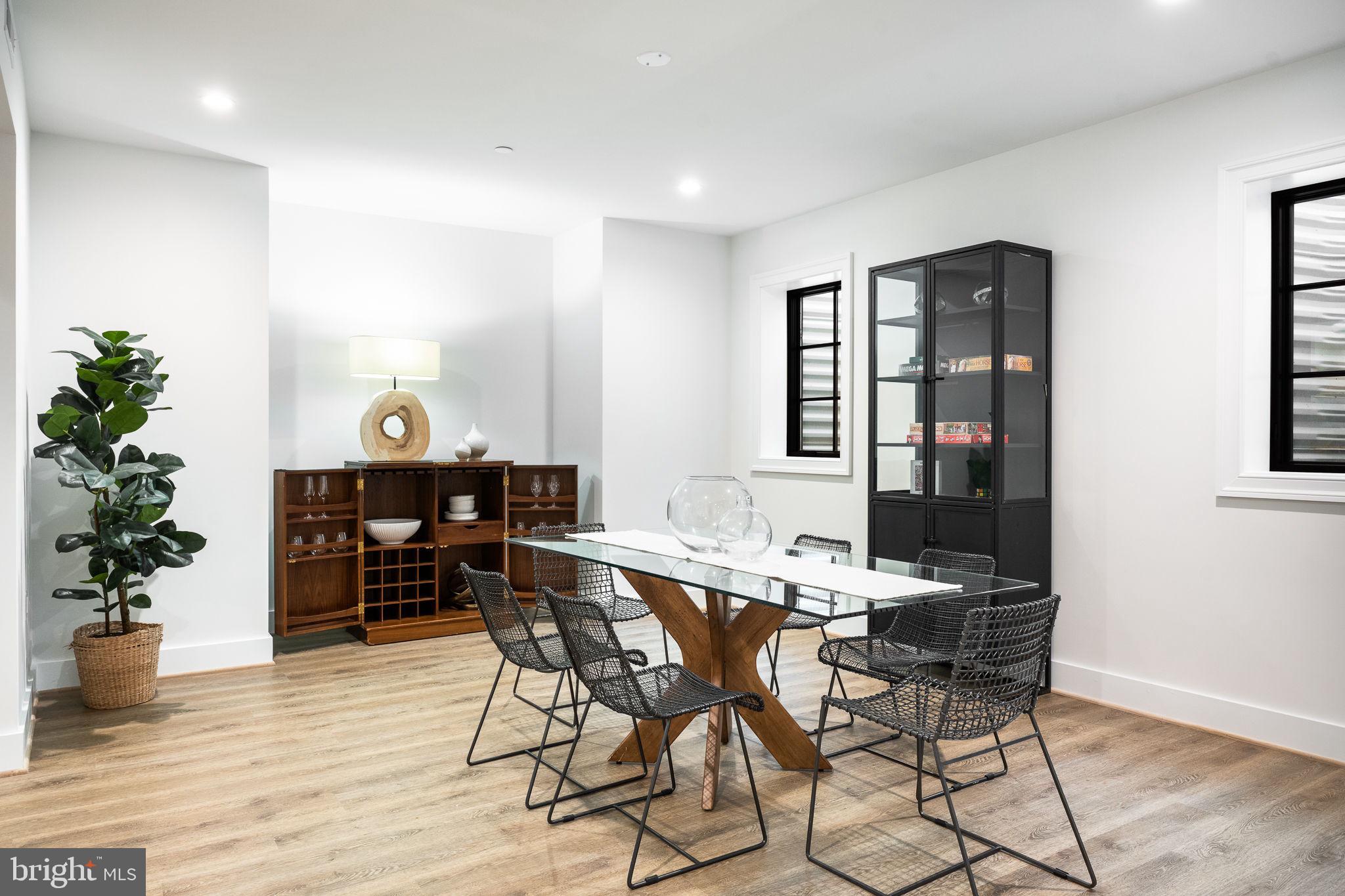 THE HAMLET - Residential Lease