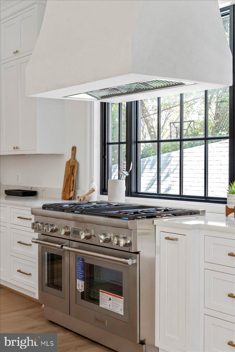 THE HAMLET - Residential Lease