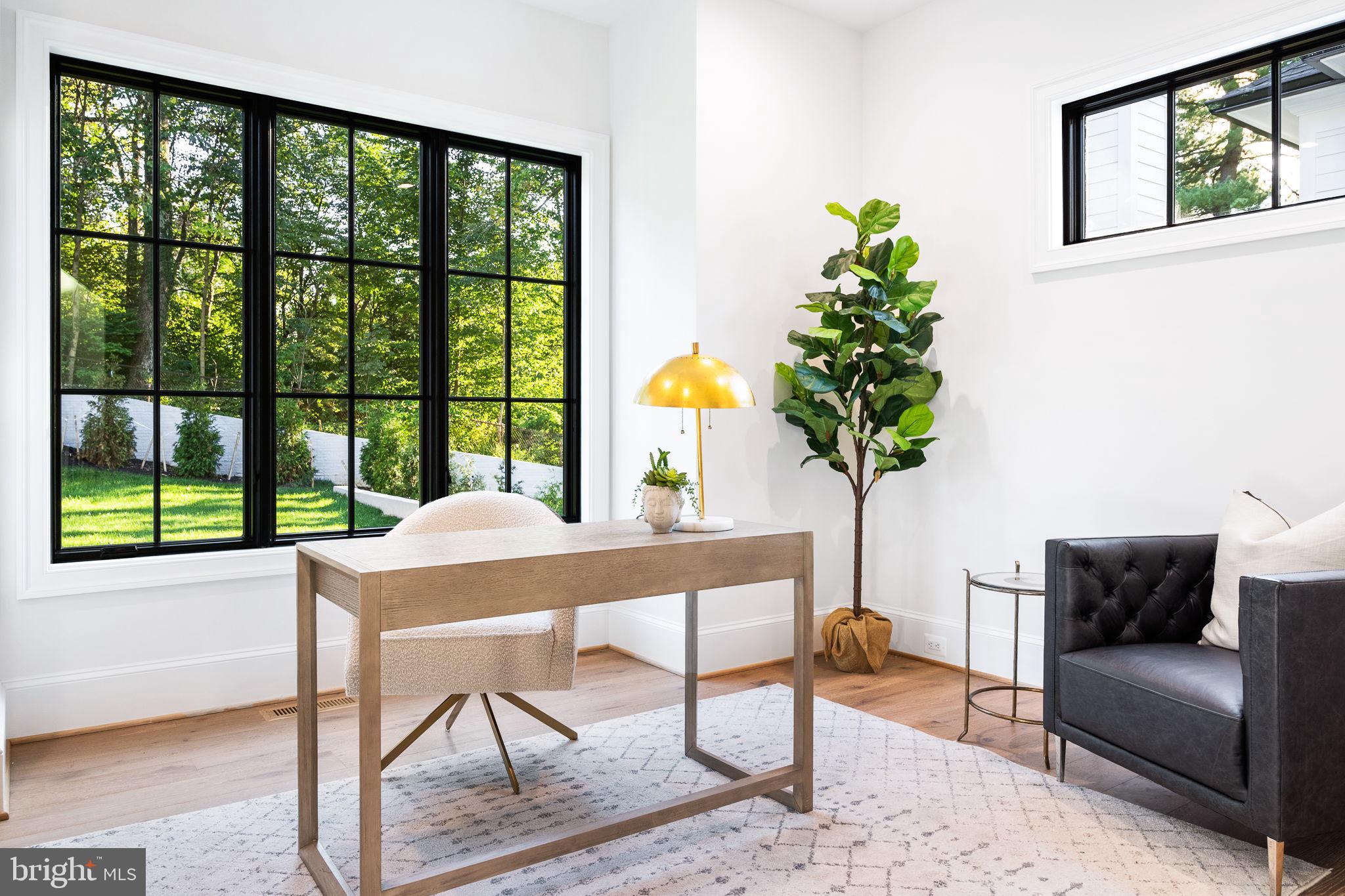 THE HAMLET - Residential Lease