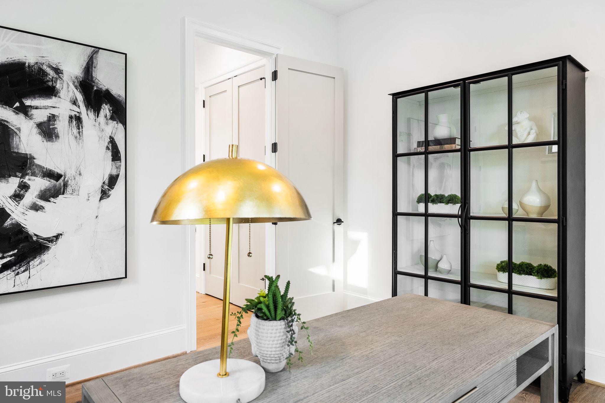 THE HAMLET - Residential Lease