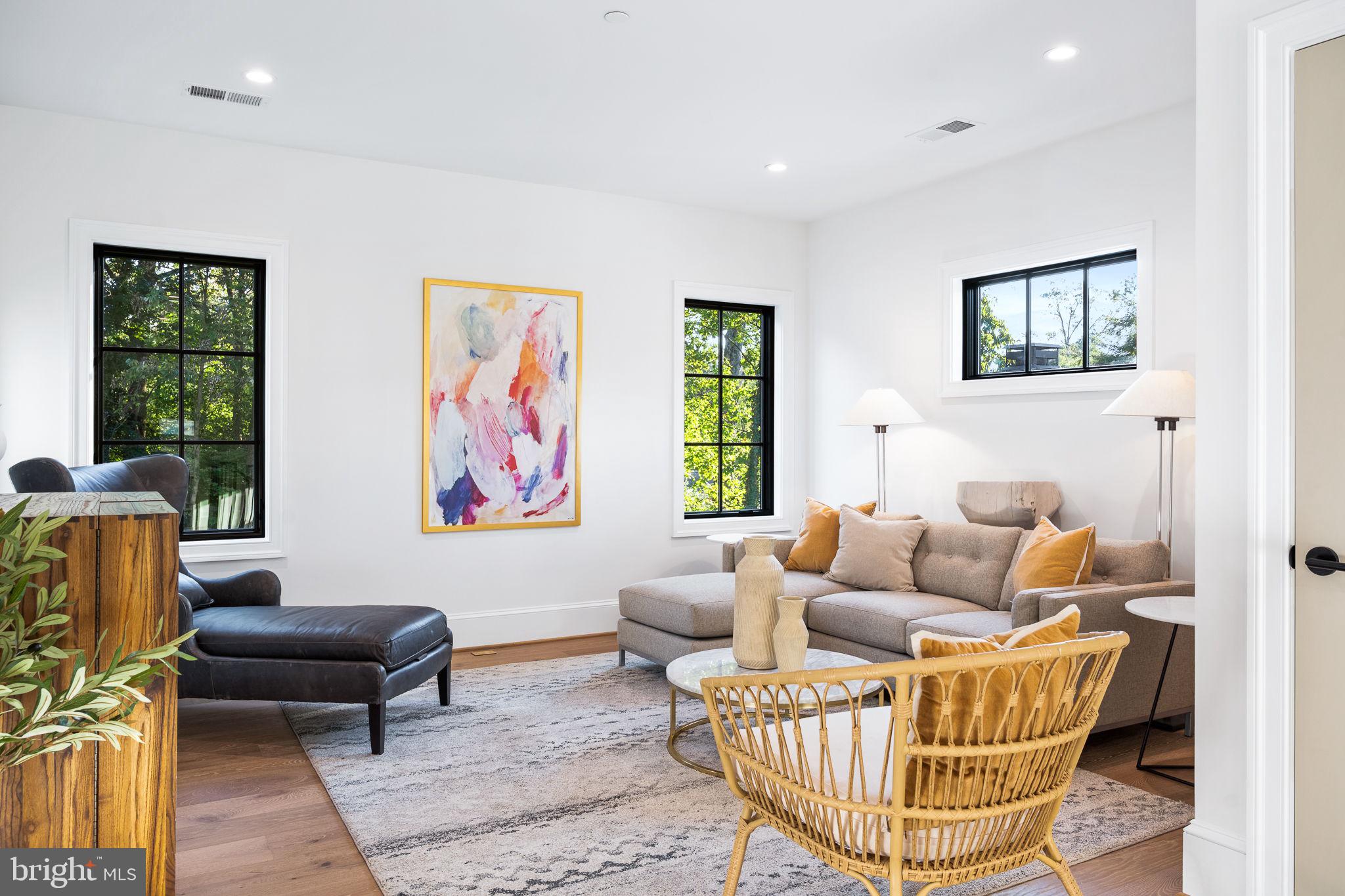 THE HAMLET - Residential Lease