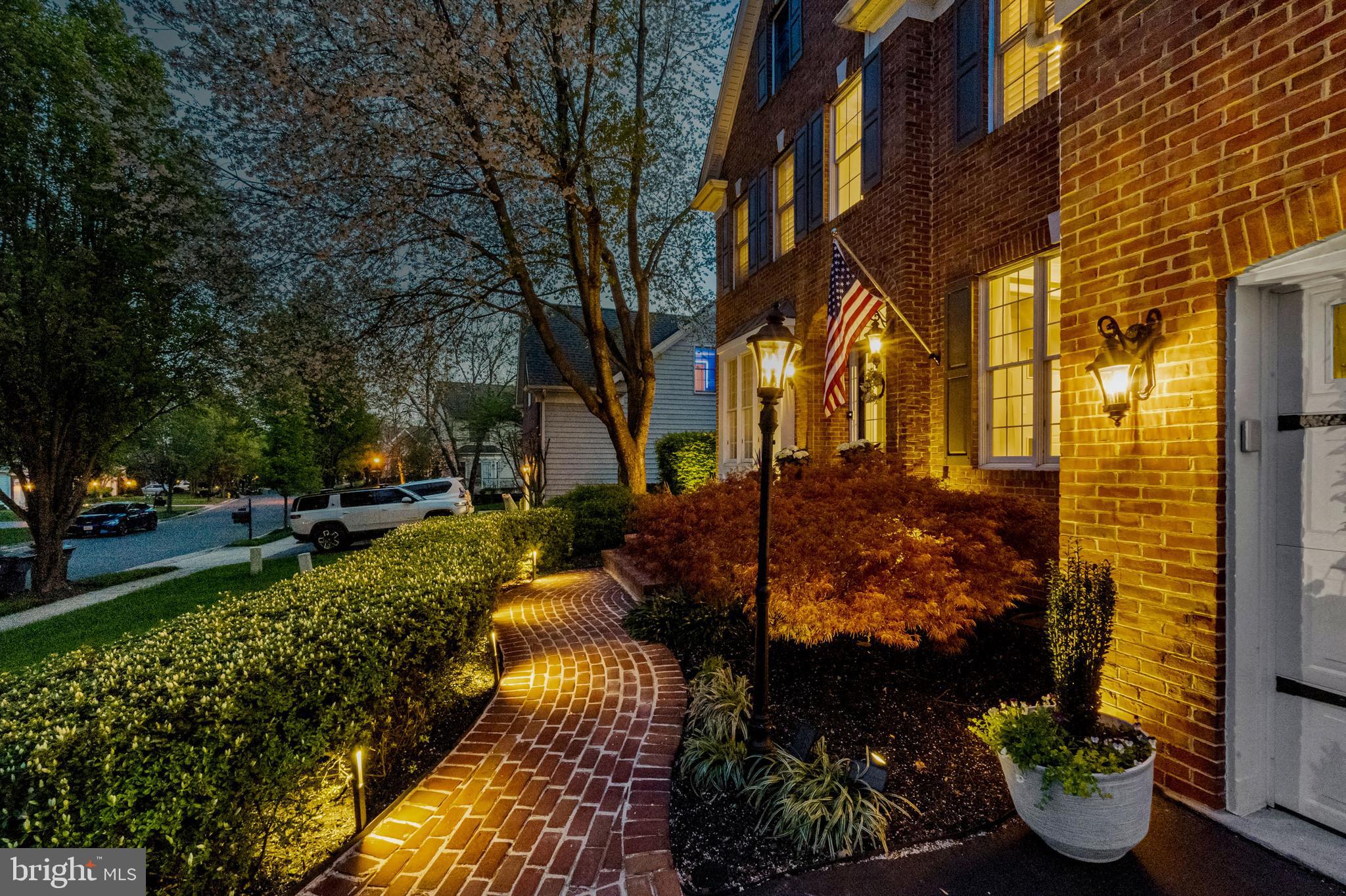 5620 SHOAL CREEK DRIVE