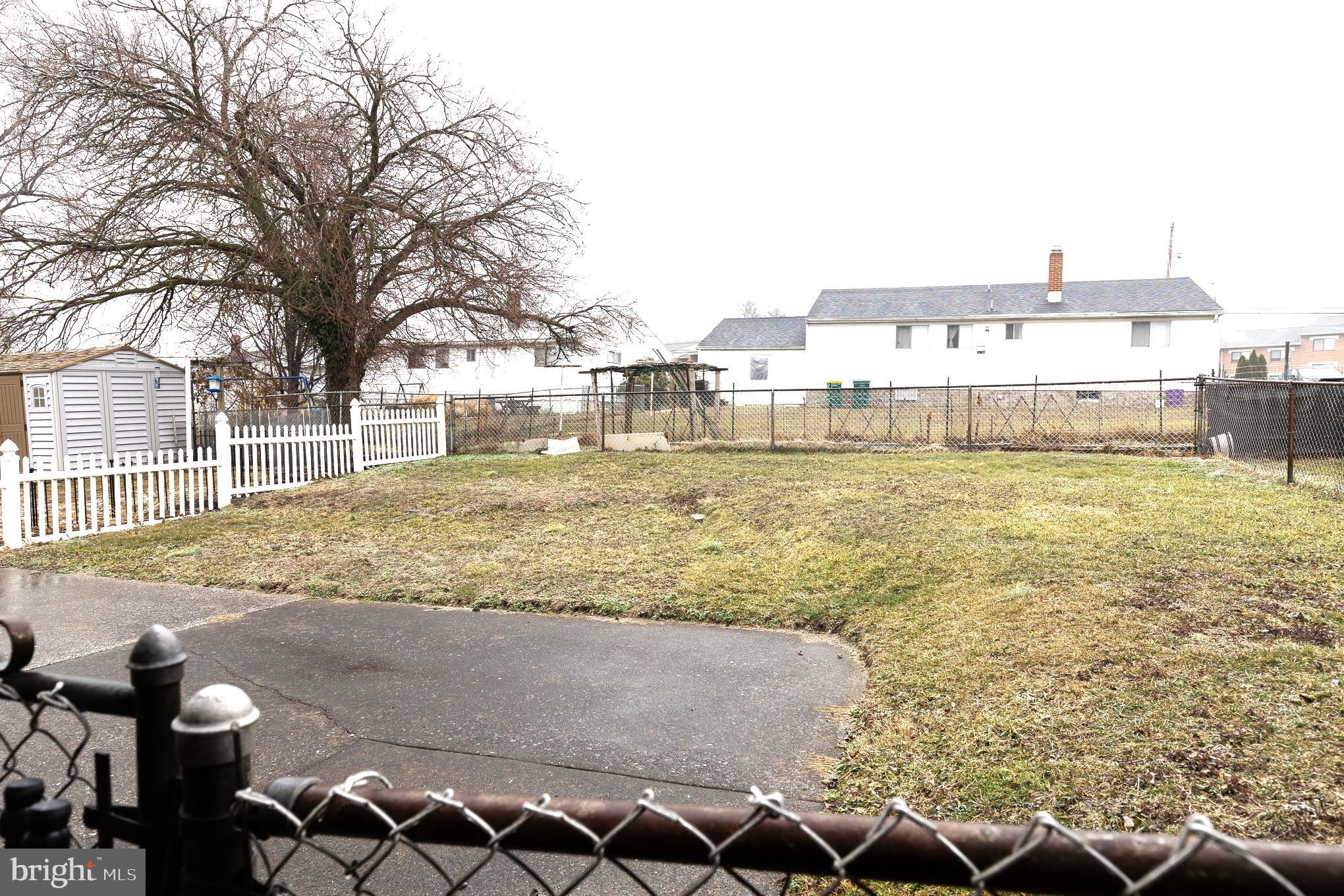 RIDLEY PARK - Residential