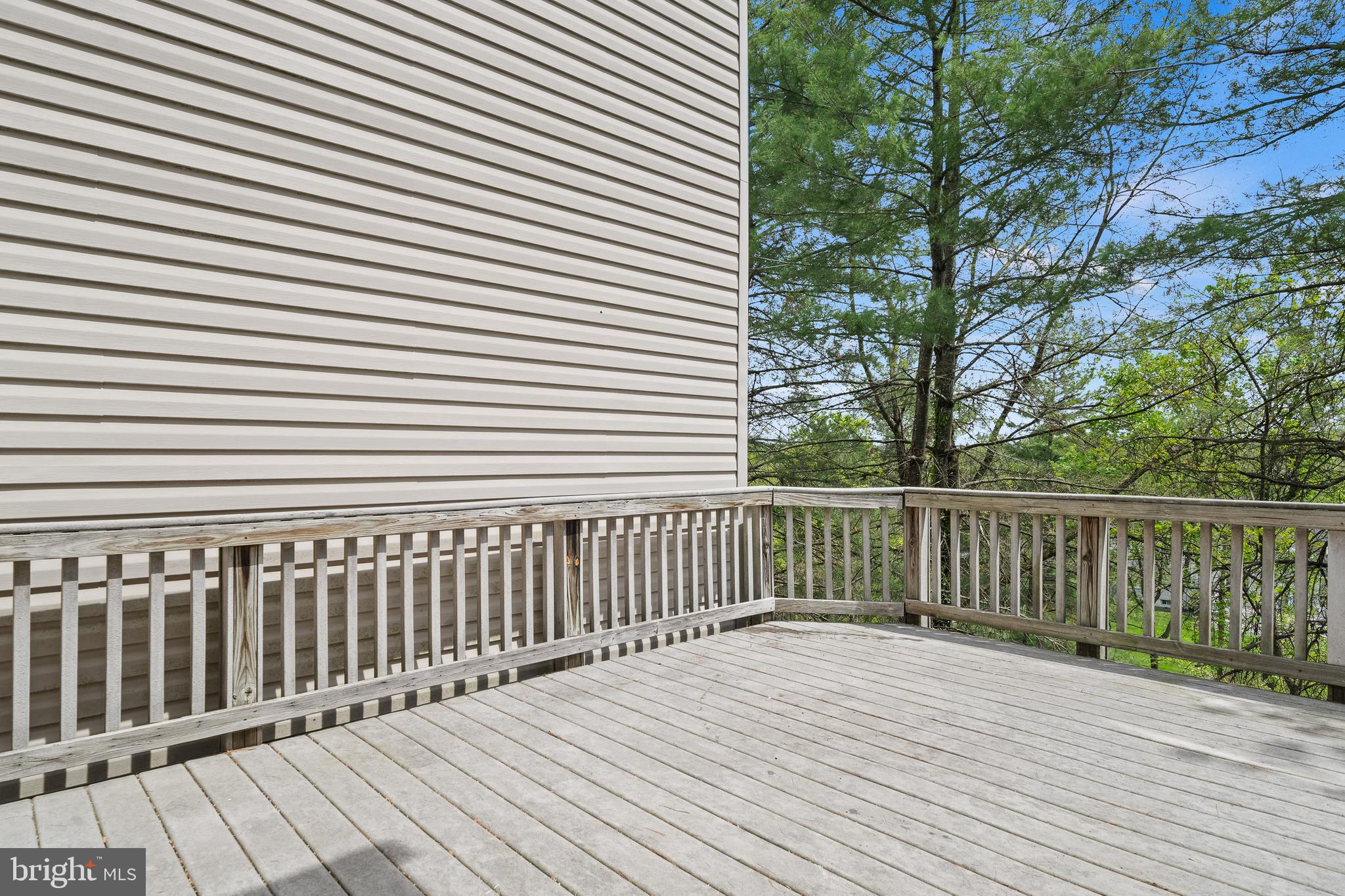 COLLEGE HILLS - Residential