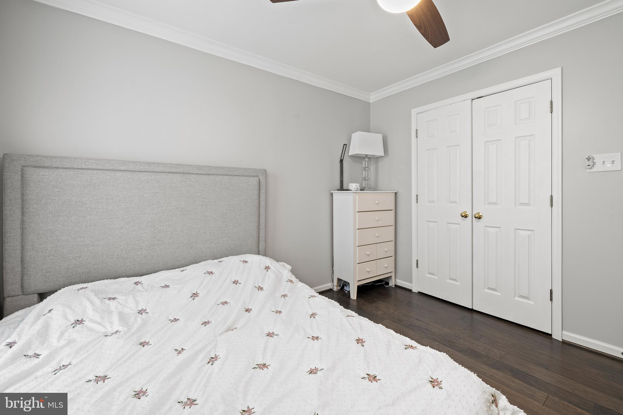 COLLEGE HILLS - Residential