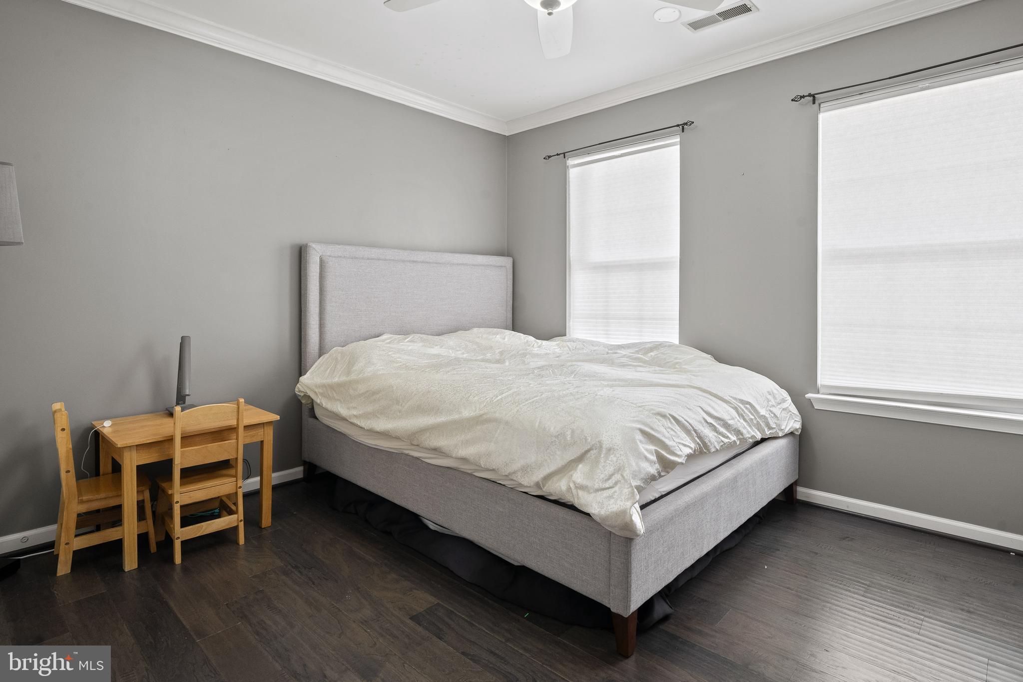 COLLEGE HILLS - Residential