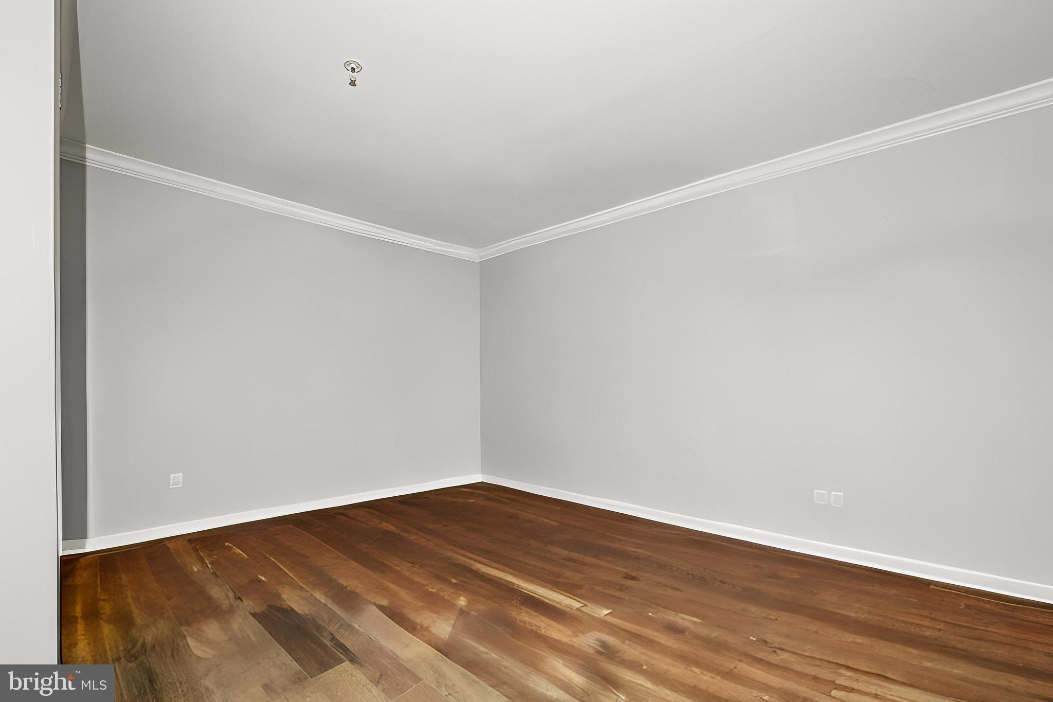 COLLEGE HILLS - Residential