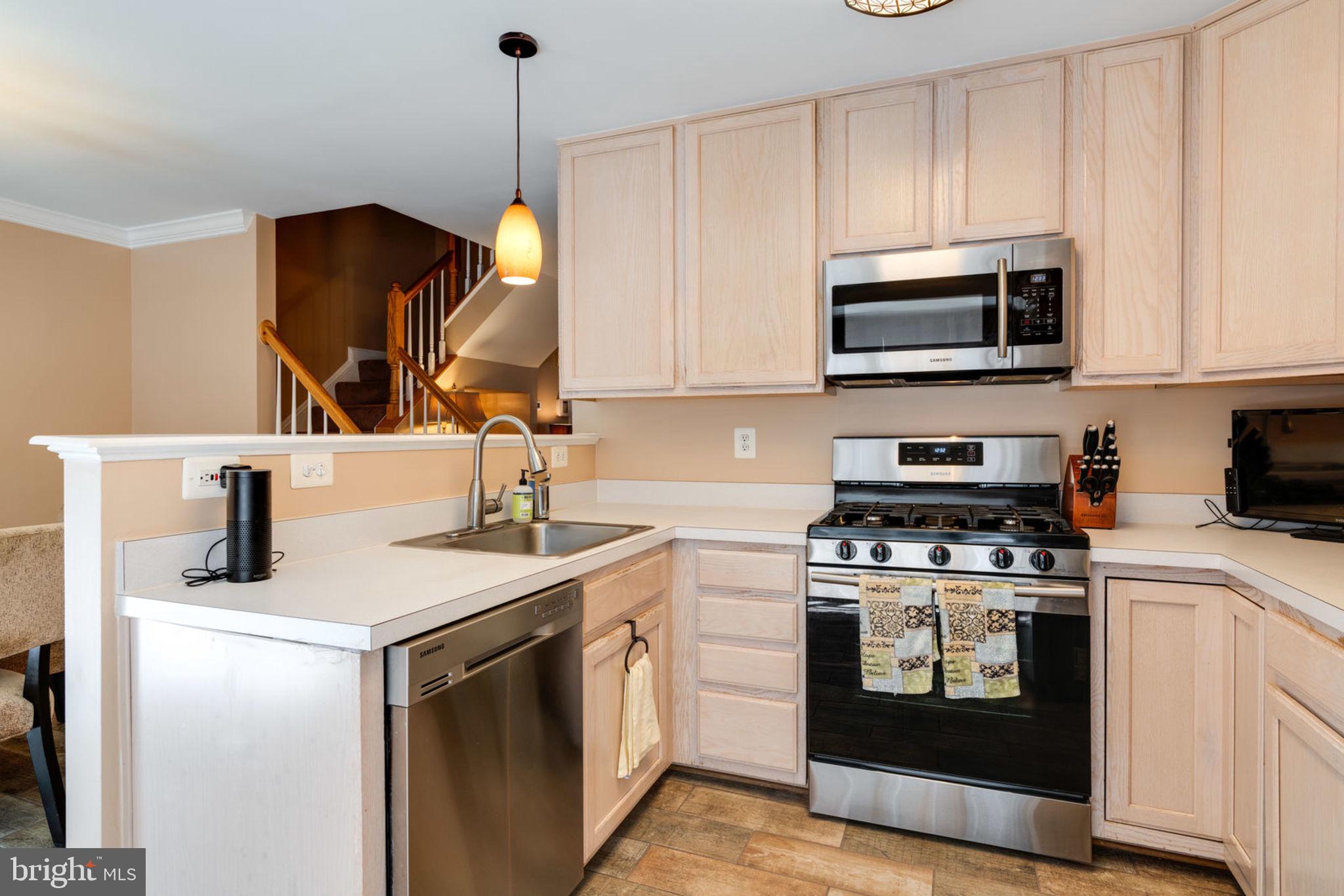 LAKECREST - Residential